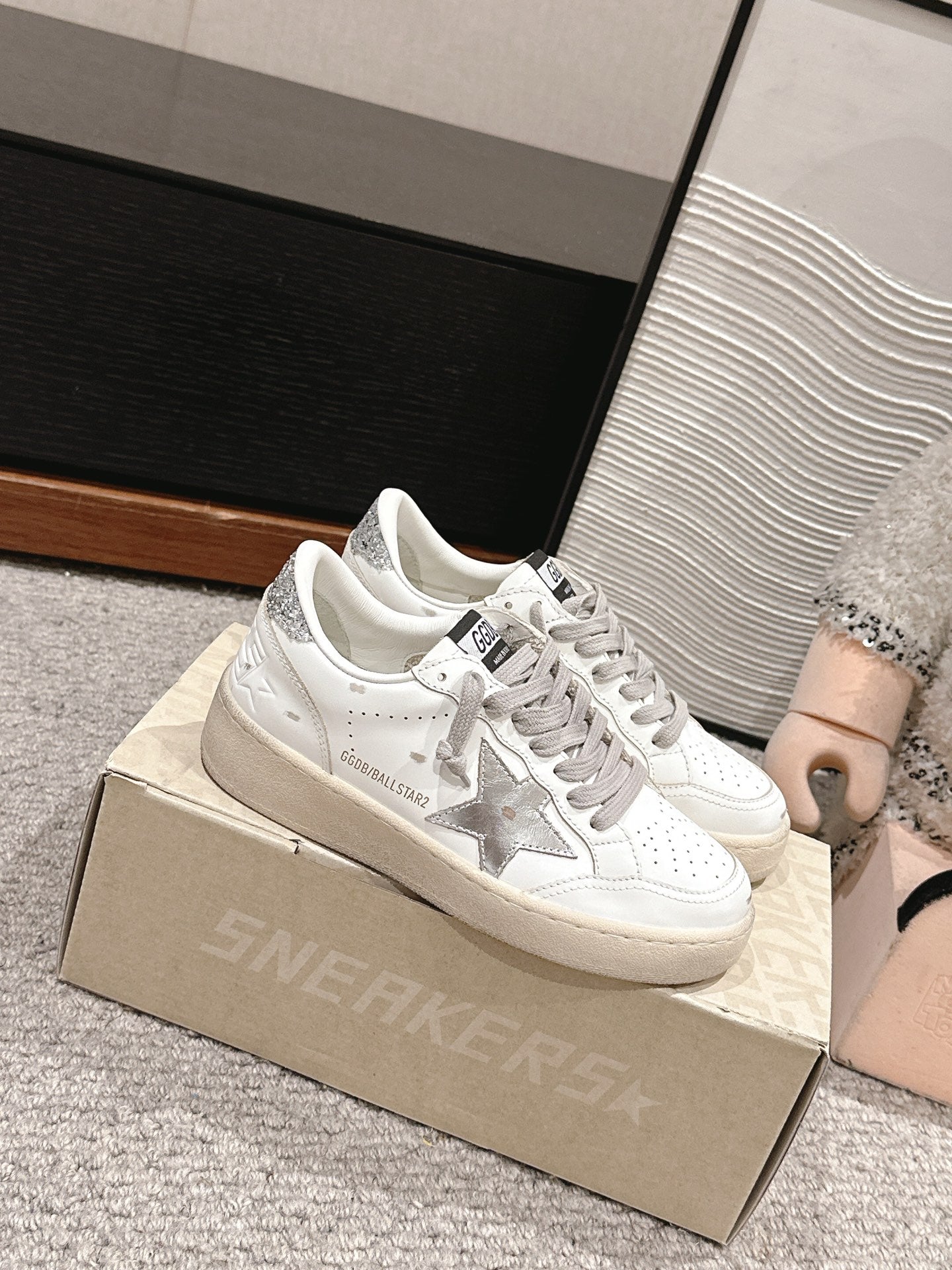 LuxluxHouse Best Quality Shoes Golden Goose
