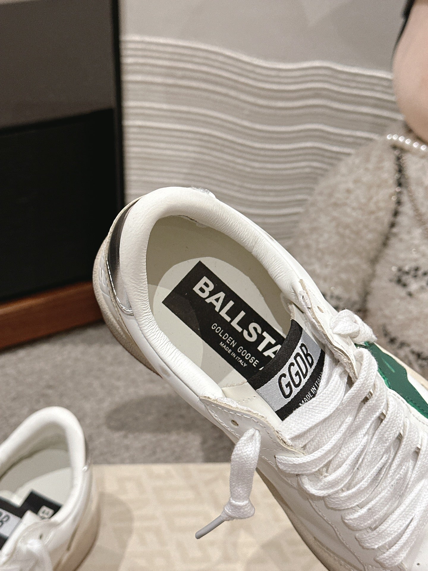 LuxluxHouse Best Quality Shoes Golden Goose