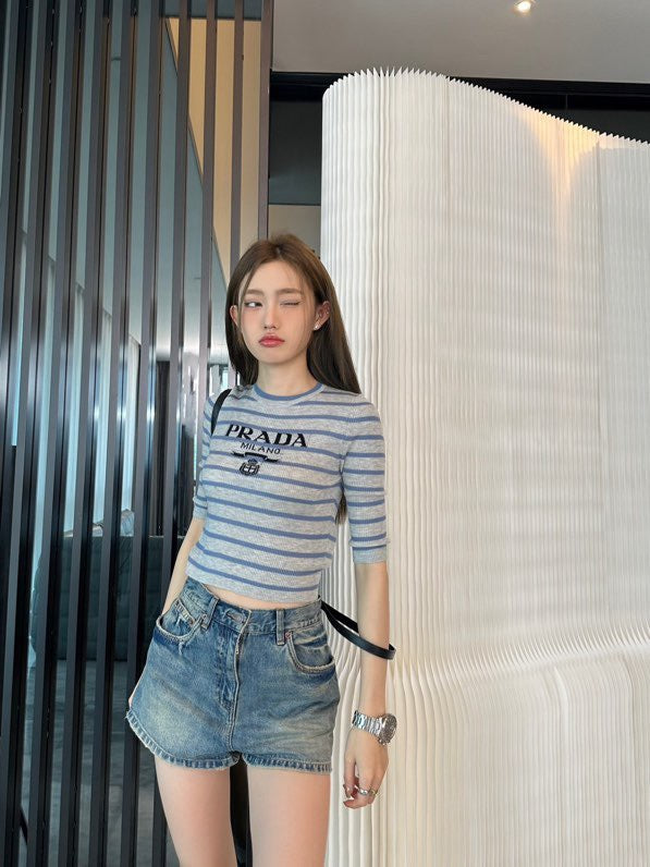LuxluxHouse Best Quality Clothes T-shirt Prada
