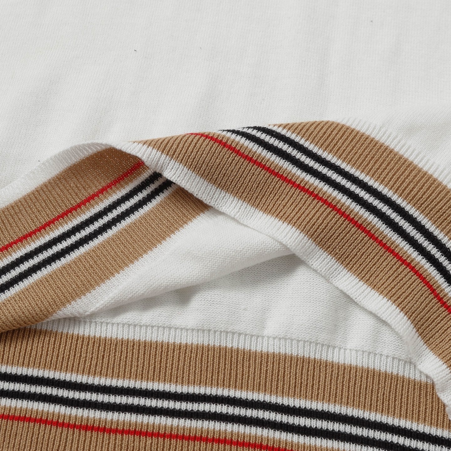 LuxluxHouse Best Quality Clothes Burberry T-shirt