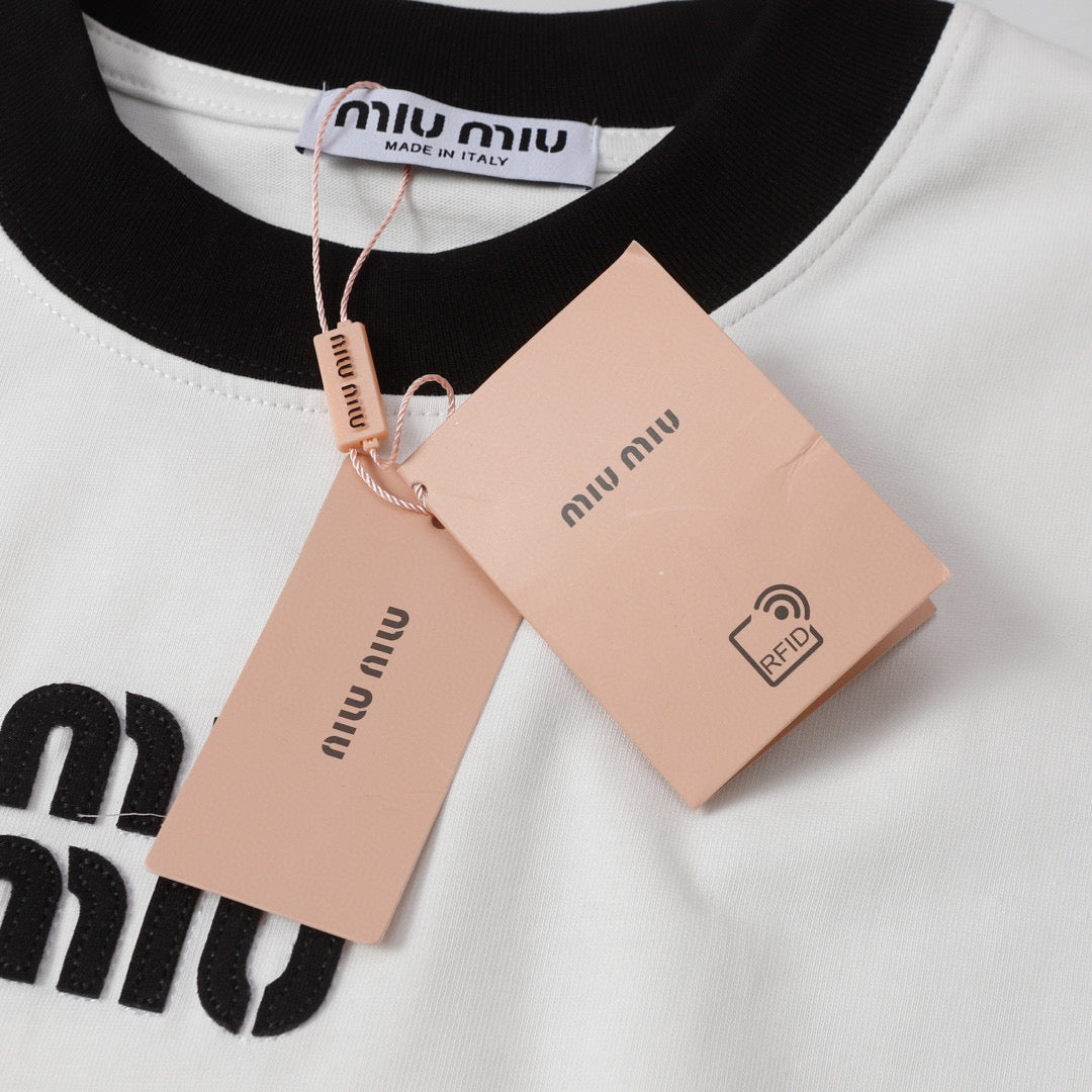 LuxluxHouse Best Quality Clothes Miu Miu T-shirt
