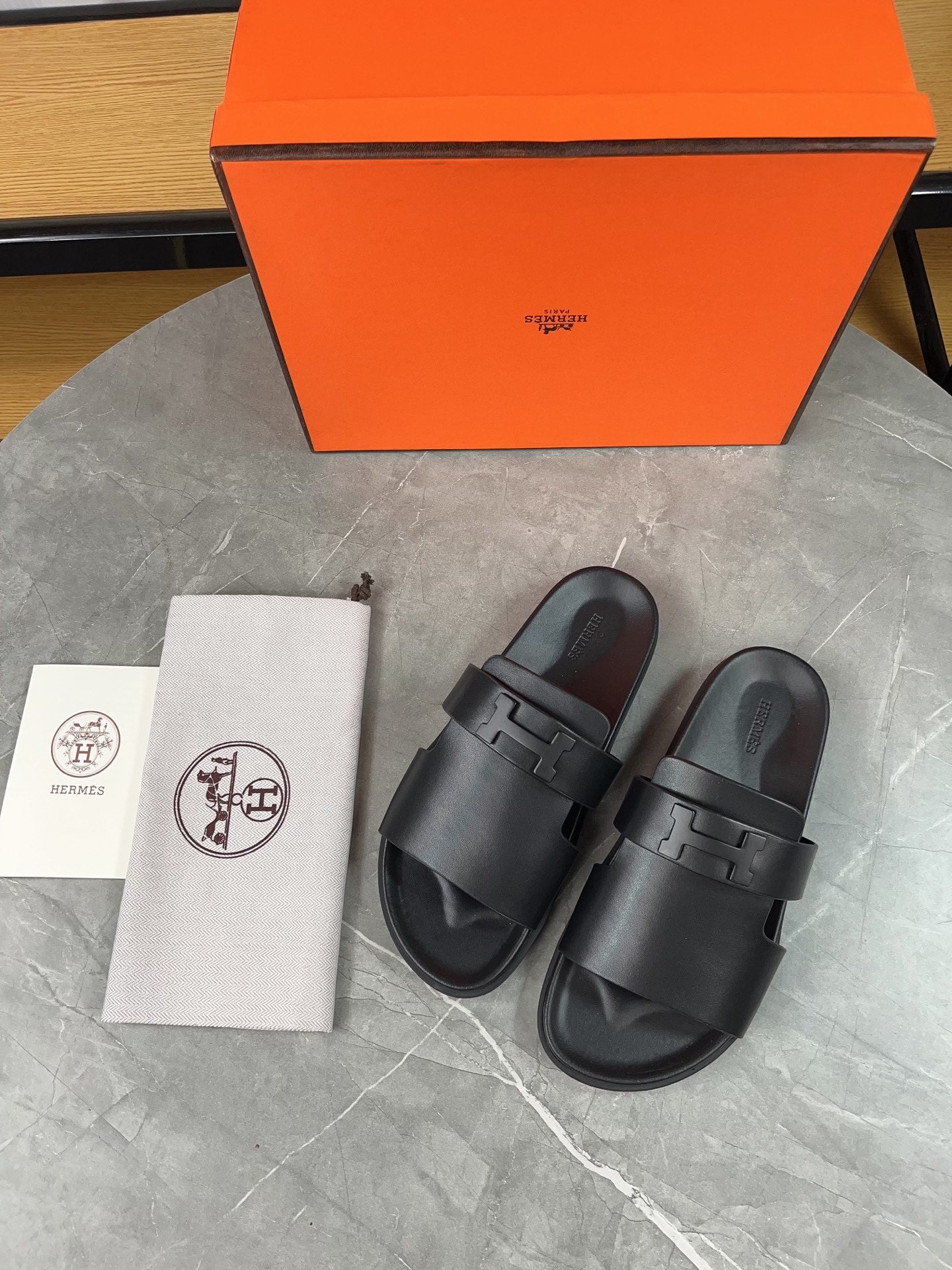 LuxluxHouse Best Quality Sandals Hermes