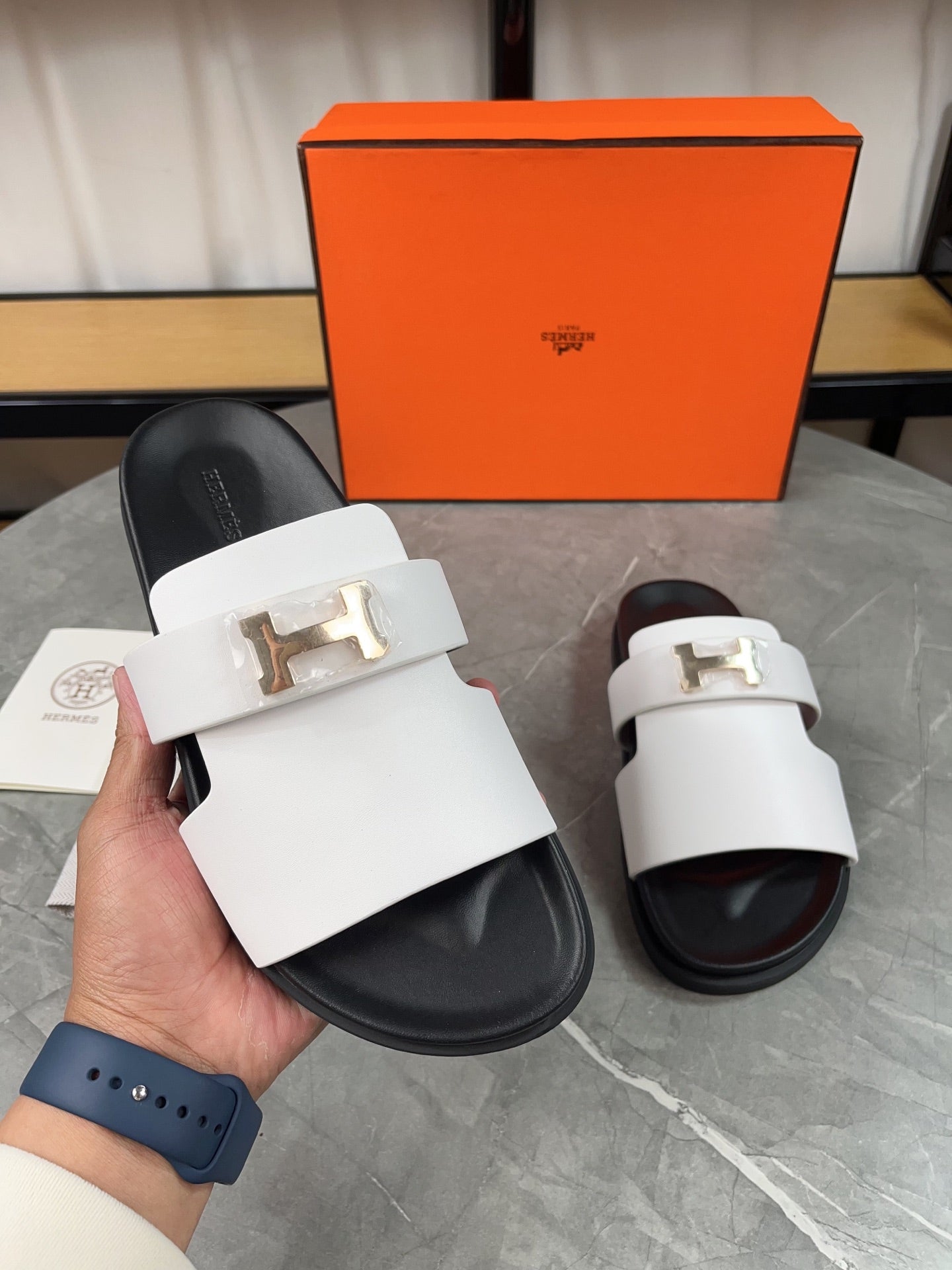 LuxluxHouse Best Quality Sandals Hermes