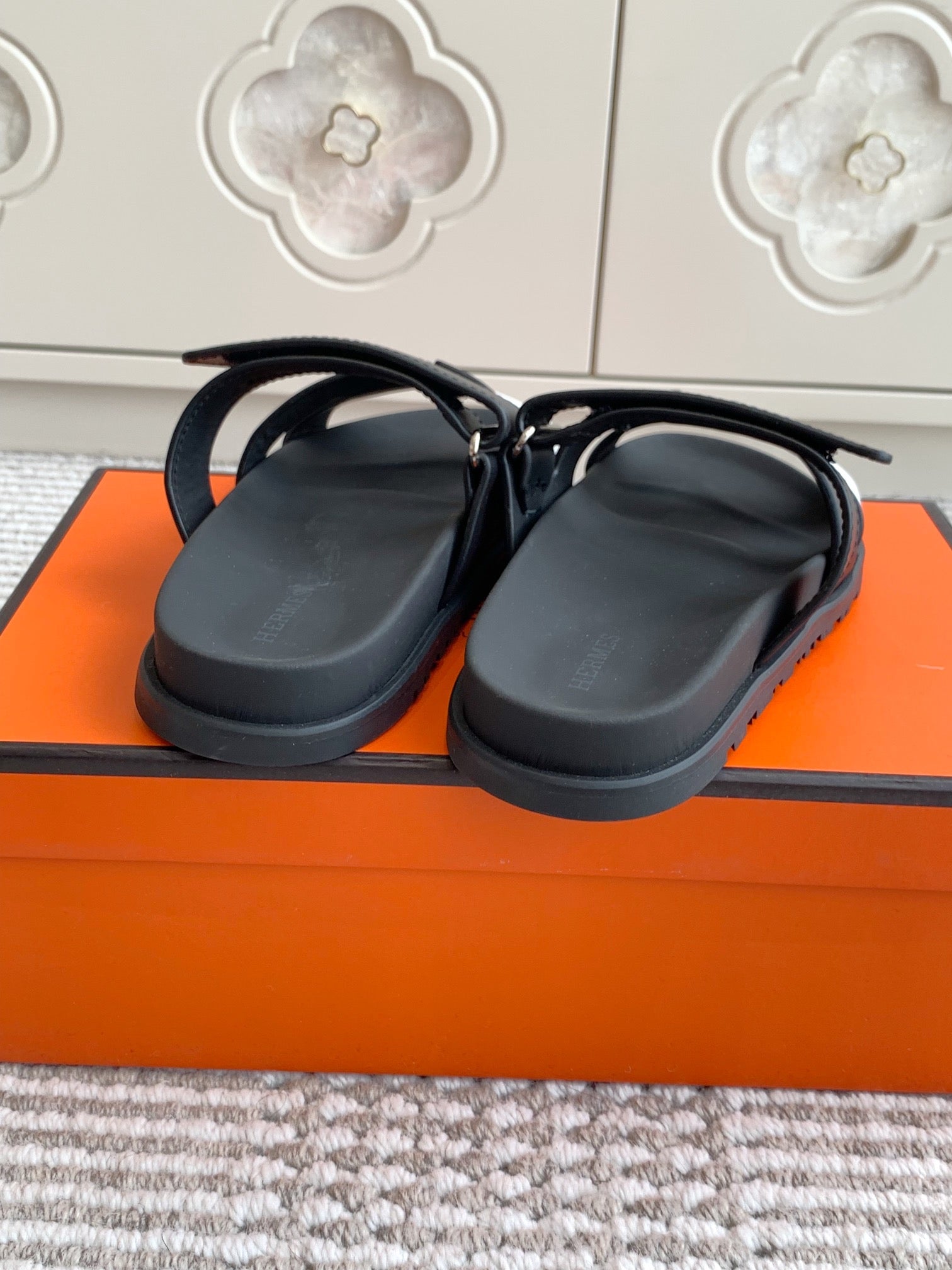 LuxluxHouse Best Quality Women Shoes Hermes