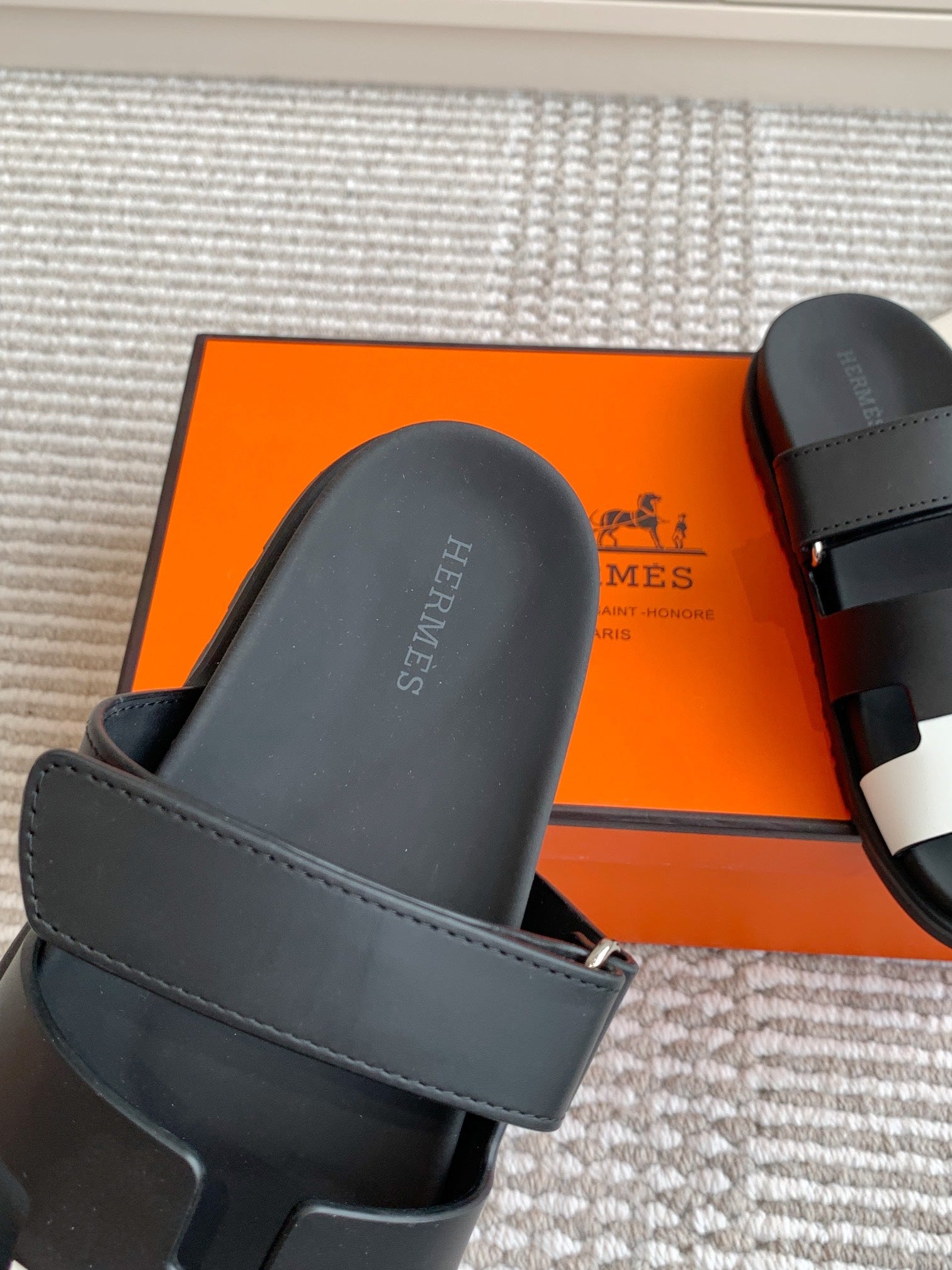 LuxluxHouse Best Quality Women Shoes Hermes