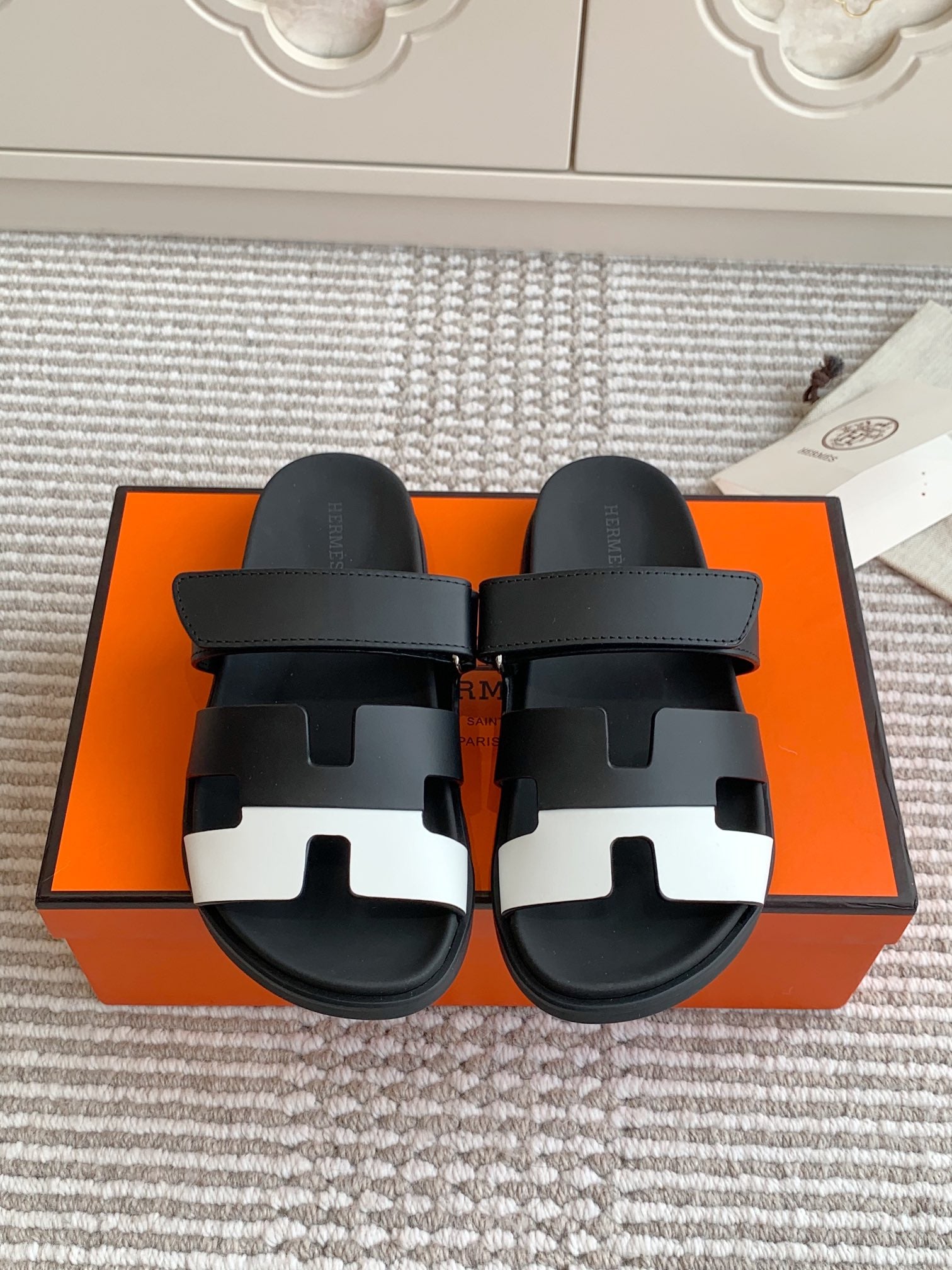 LuxluxHouse Best Quality Women Shoes Hermes