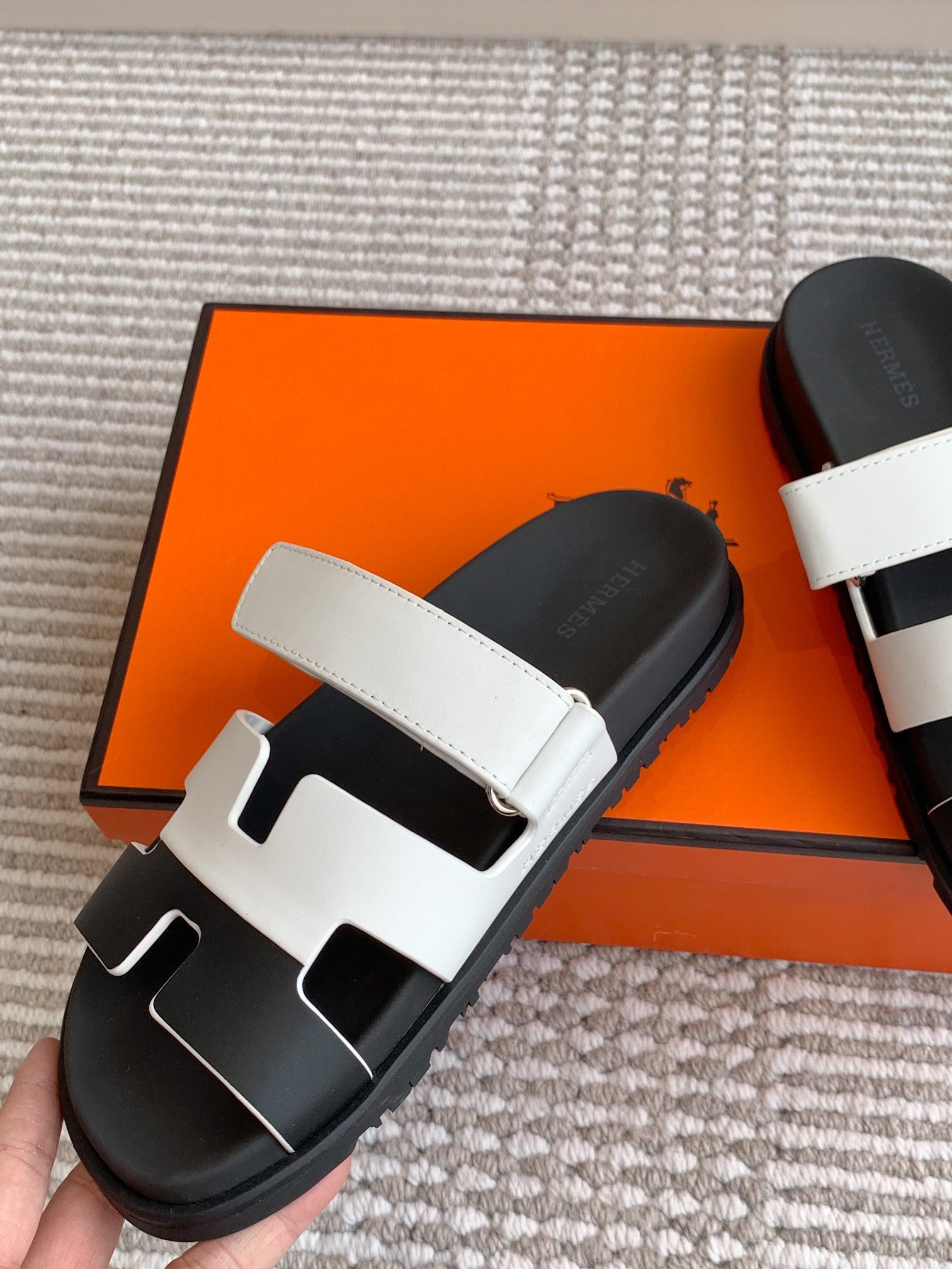 LuxluxHouse Best Quality Women Shoes Hermes