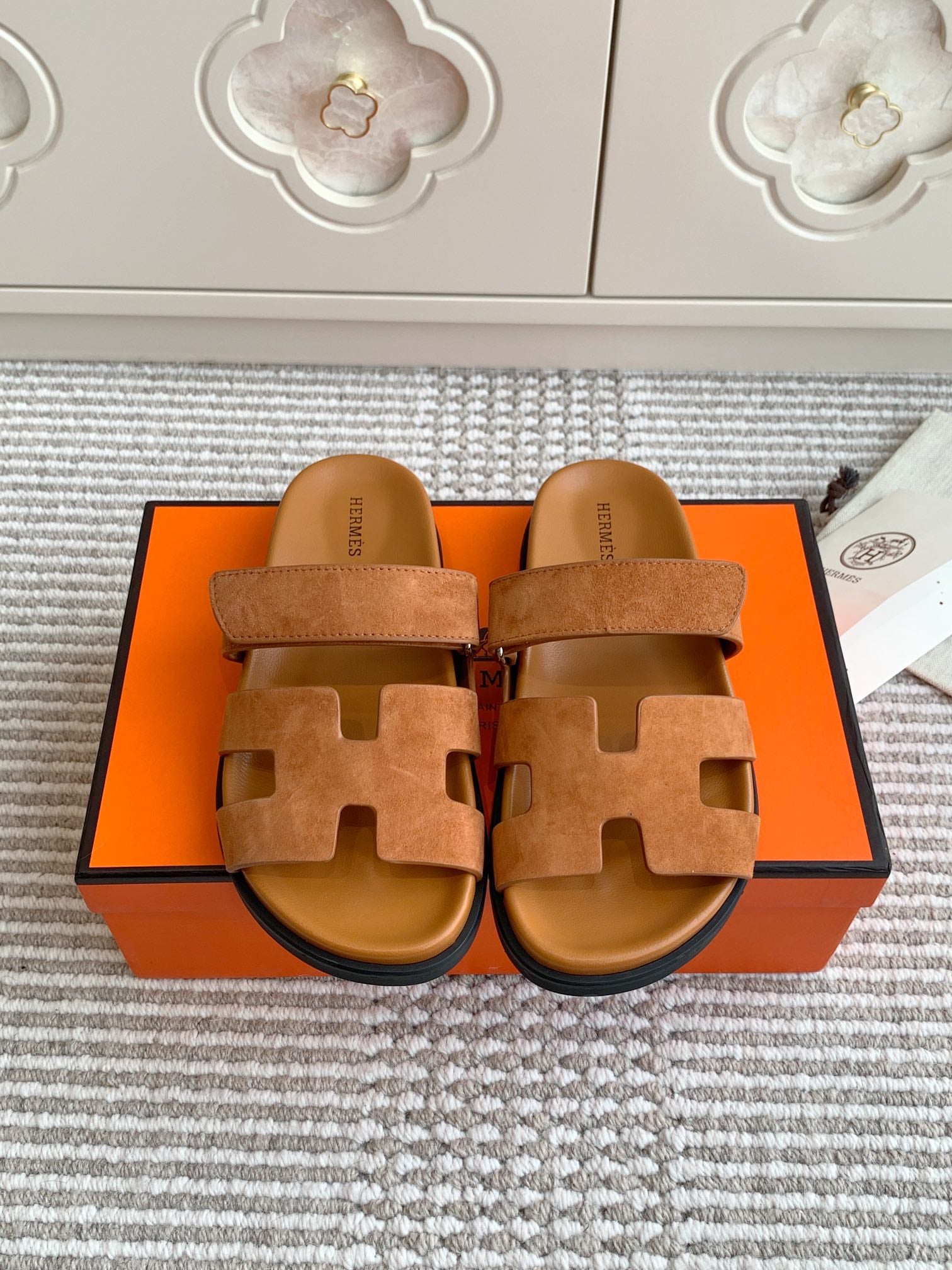 LuxluxHouse Best Quality Women Shoes Hermes