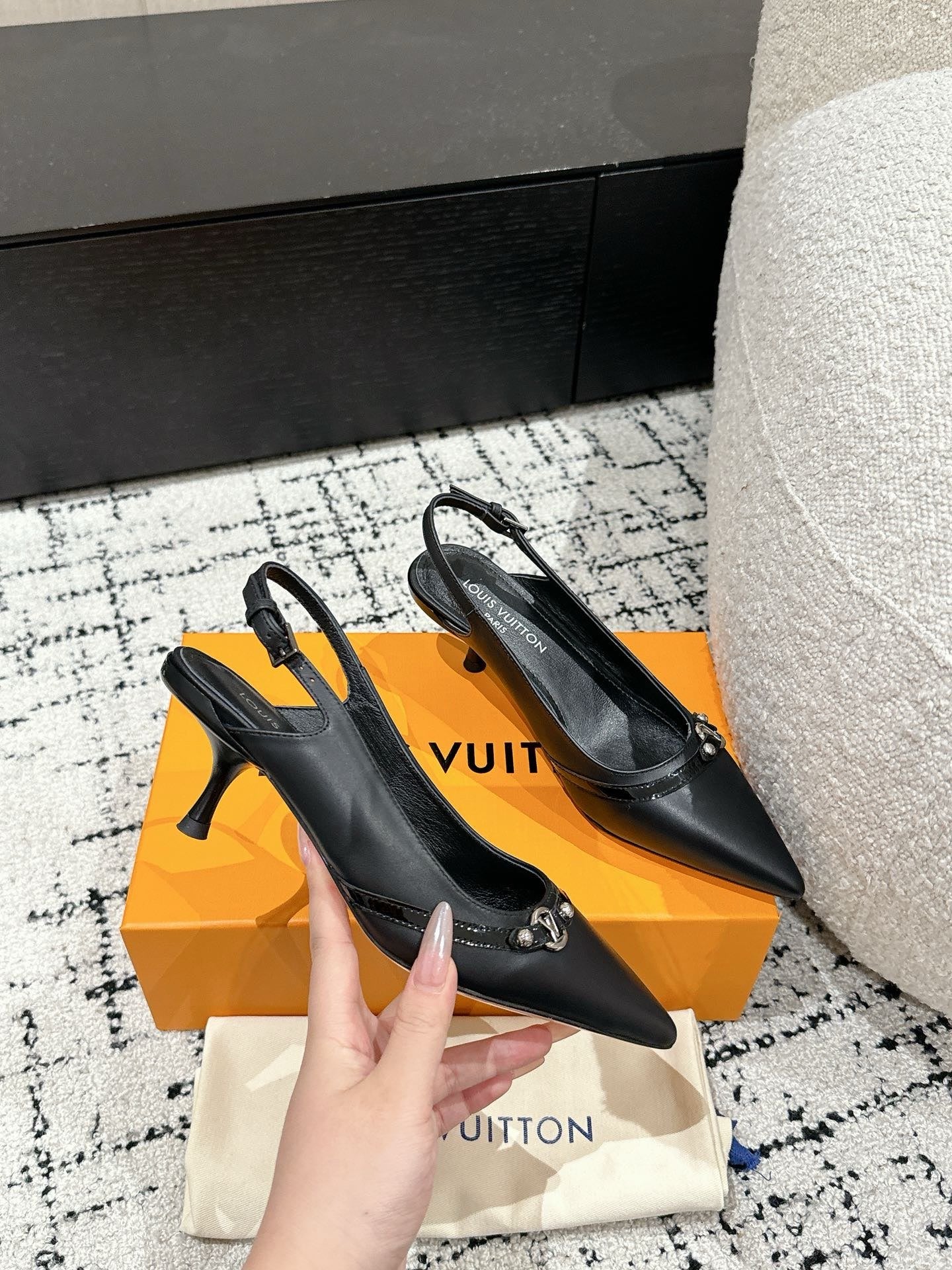 LuxluxHouse Best Quality Women Shoes Louis Vuitton