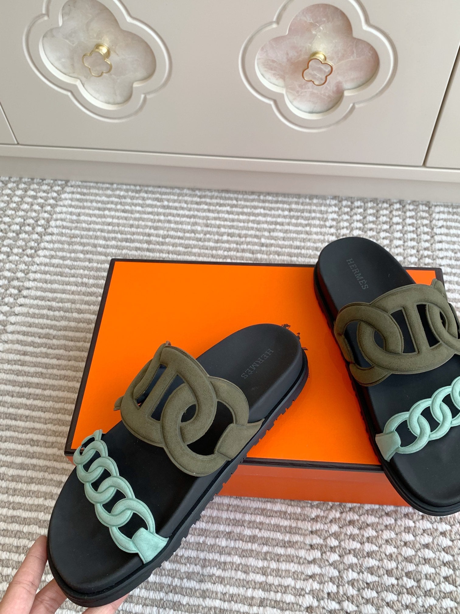 LuxluxHouse Best Quality Women Shoes Hermes