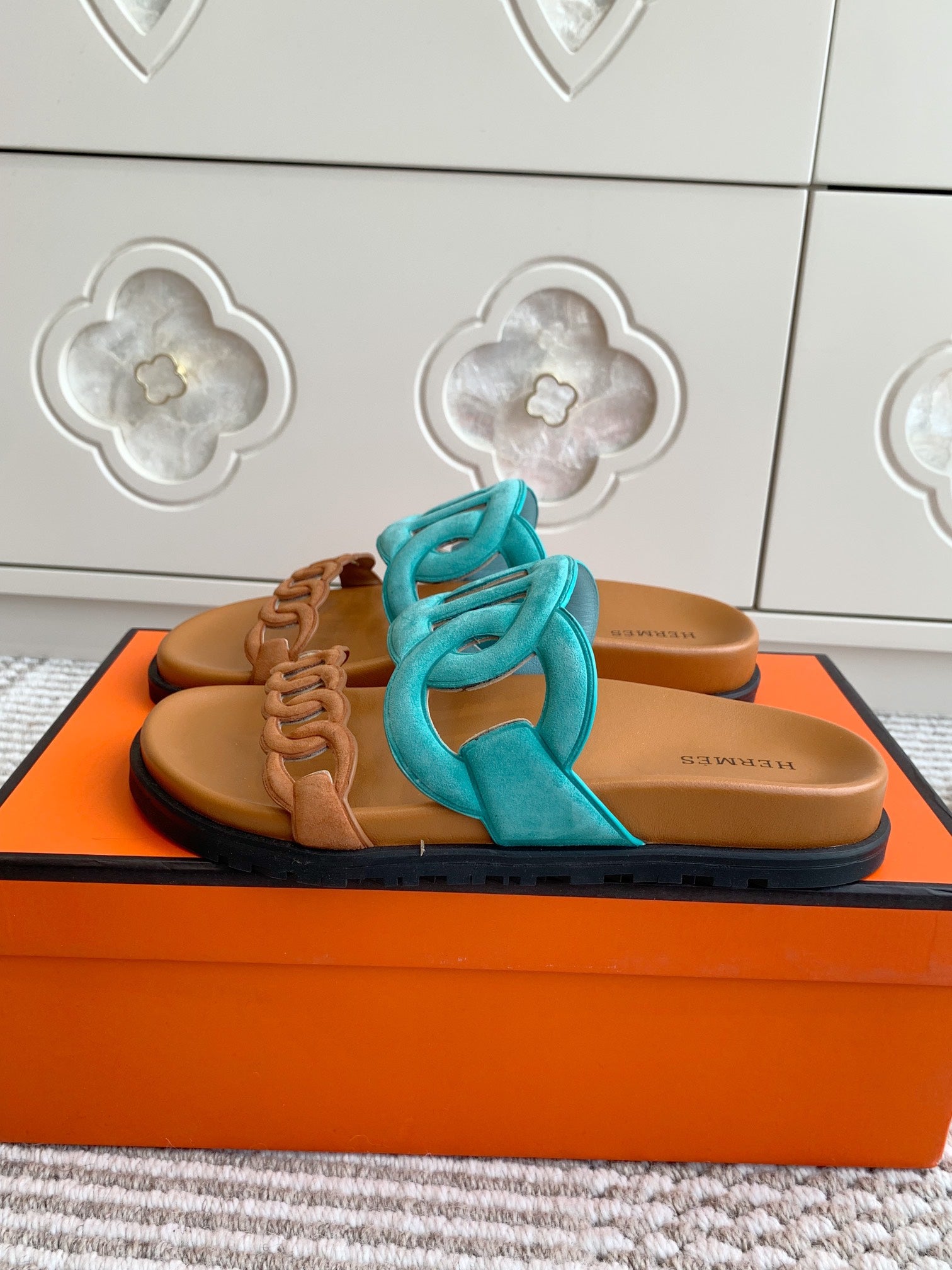 LuxluxHouse Best Quality Women Shoes Hermes