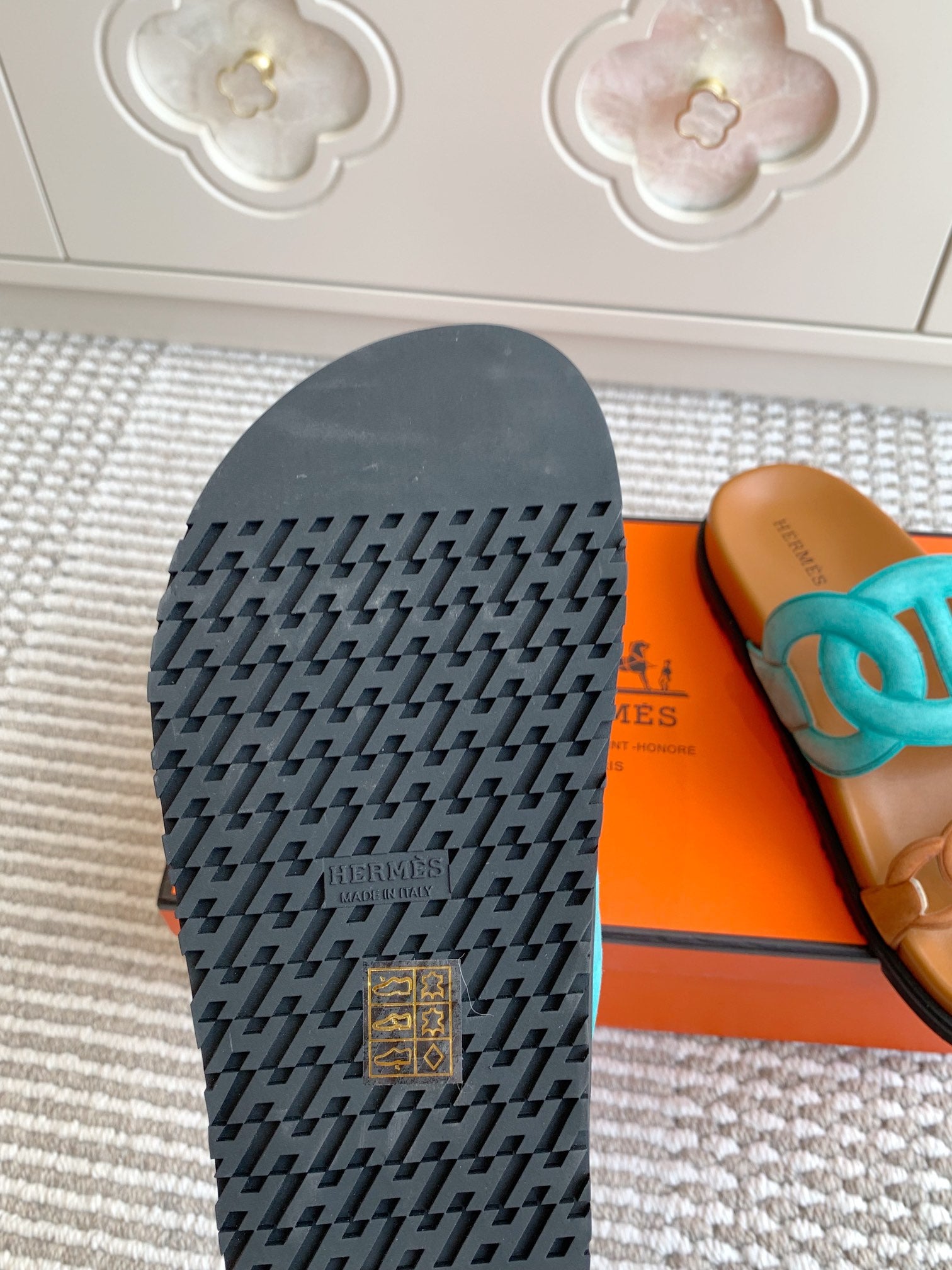 LuxluxHouse Best Quality Women Shoes Hermes