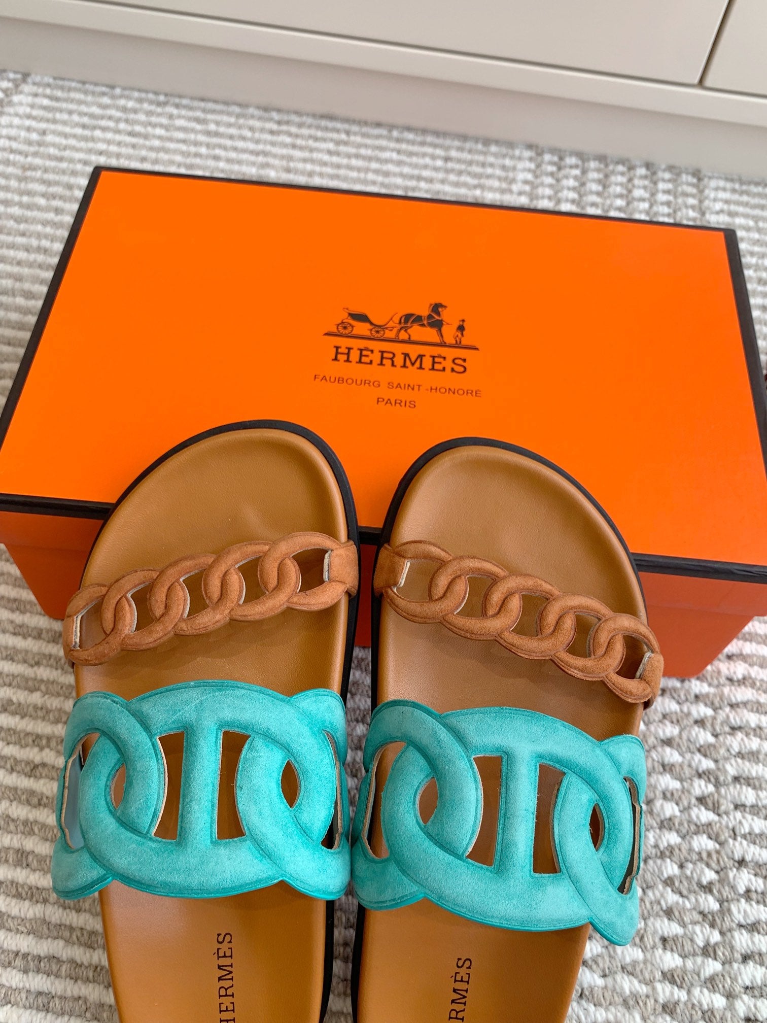 LuxluxHouse Best Quality Women Shoes Hermes