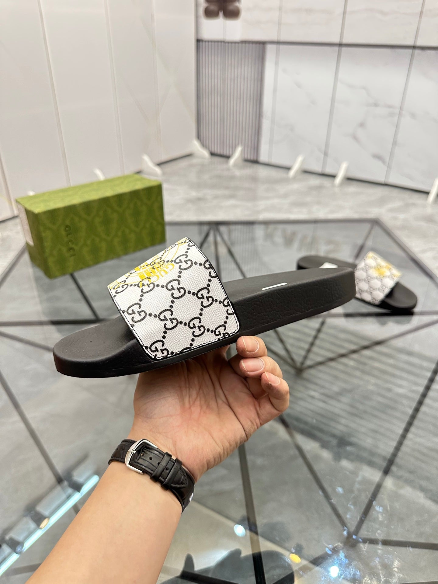 LuxluxHouse Best Quality Sandals Gucci
