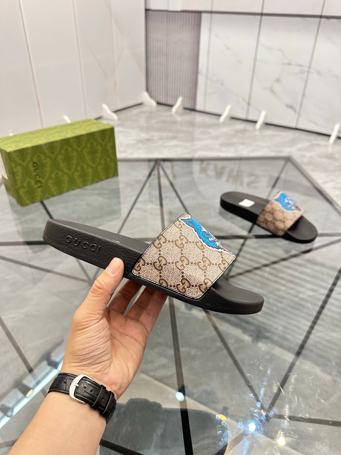 LuxluxHouse Best Quality Sandals Gucci