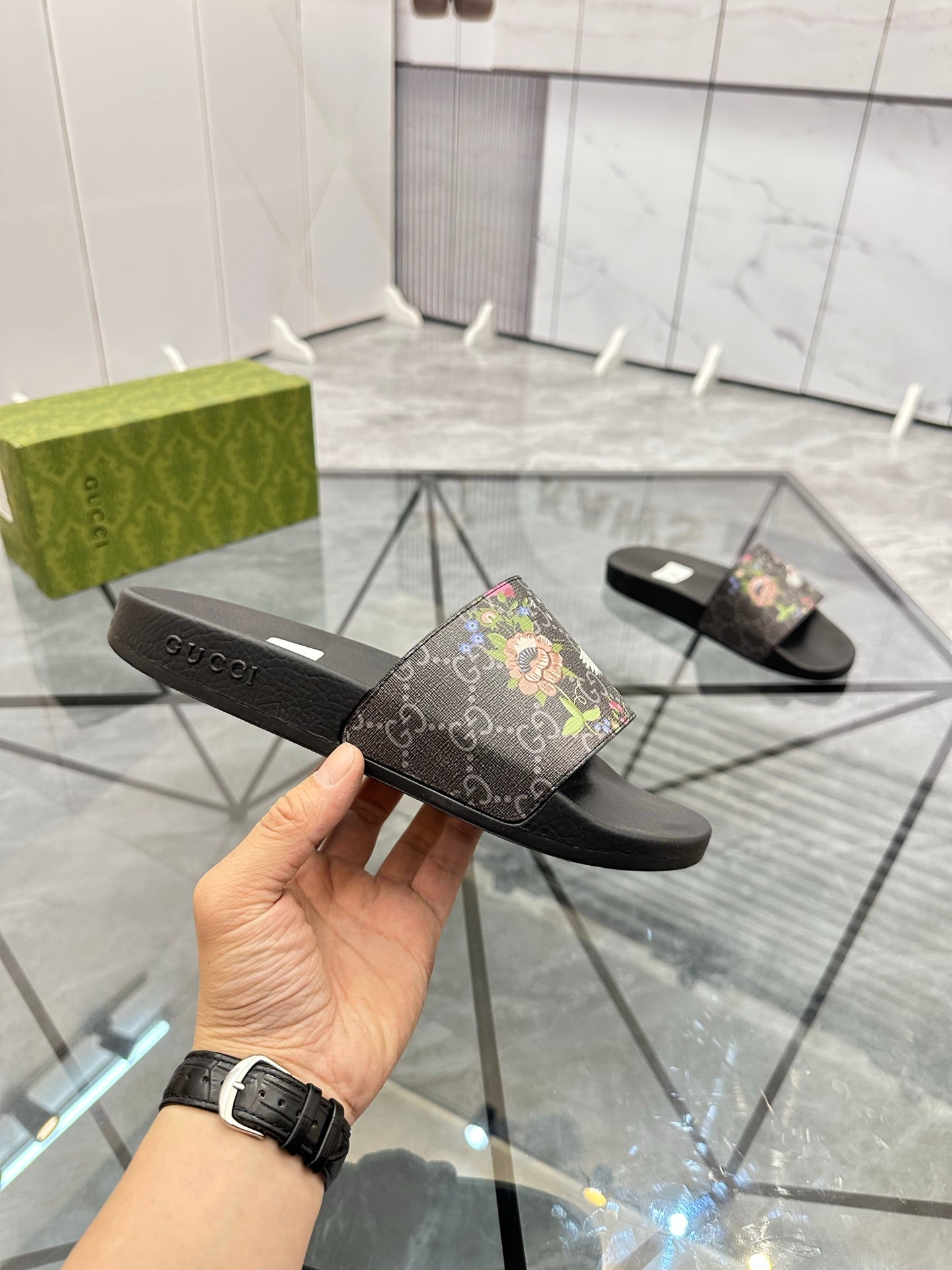 LuxluxHouse Best Quality Sandals Gucci