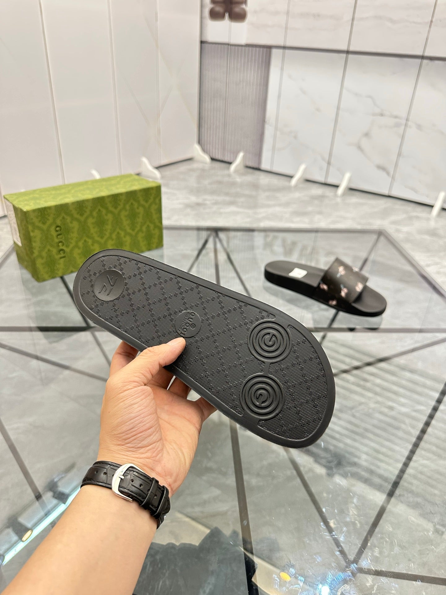 LuxluxHouse Best Quality Sandals Gucci
