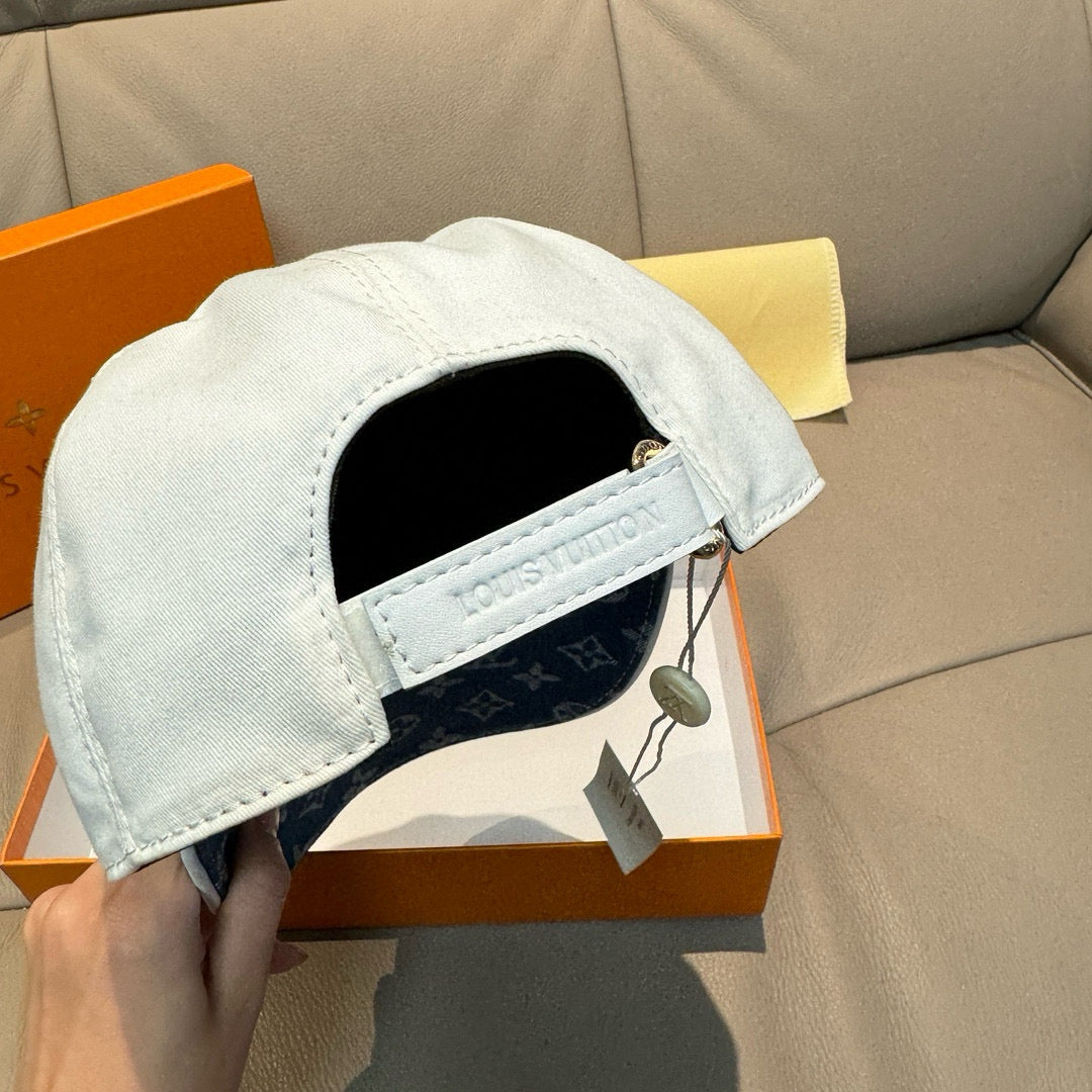 LuxluxHouse Best Quality Caps Louis Vuitton