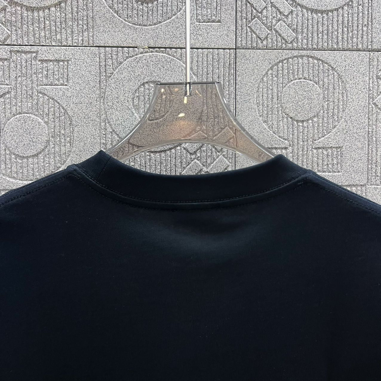 LuxluxHouse Best Quality Clothes T-shirt Arcteryx