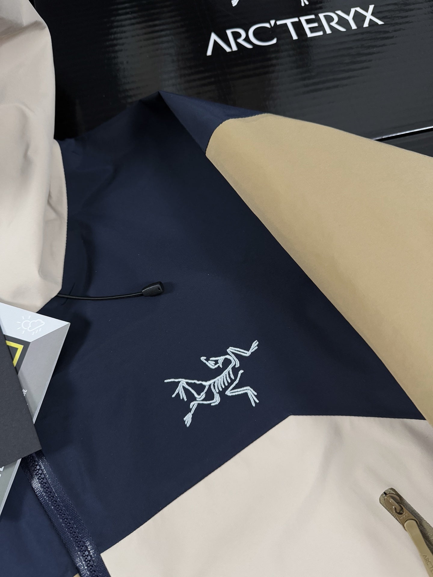 LuxluxHouse Best Quality Clothes Coats & Jackets Arcteryx