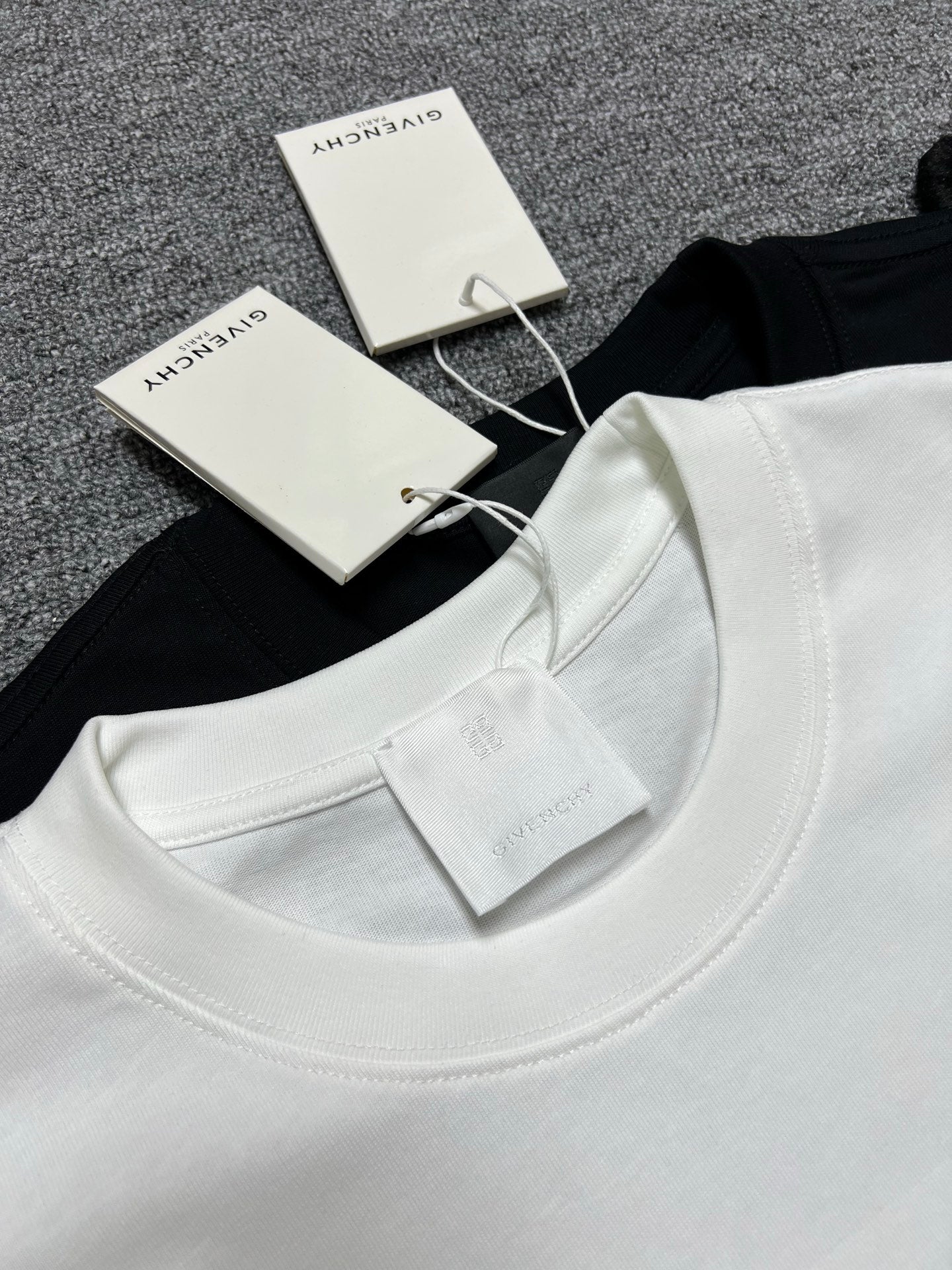 LuxluxHouse Best Quality Clothes Givenchy T-shirt