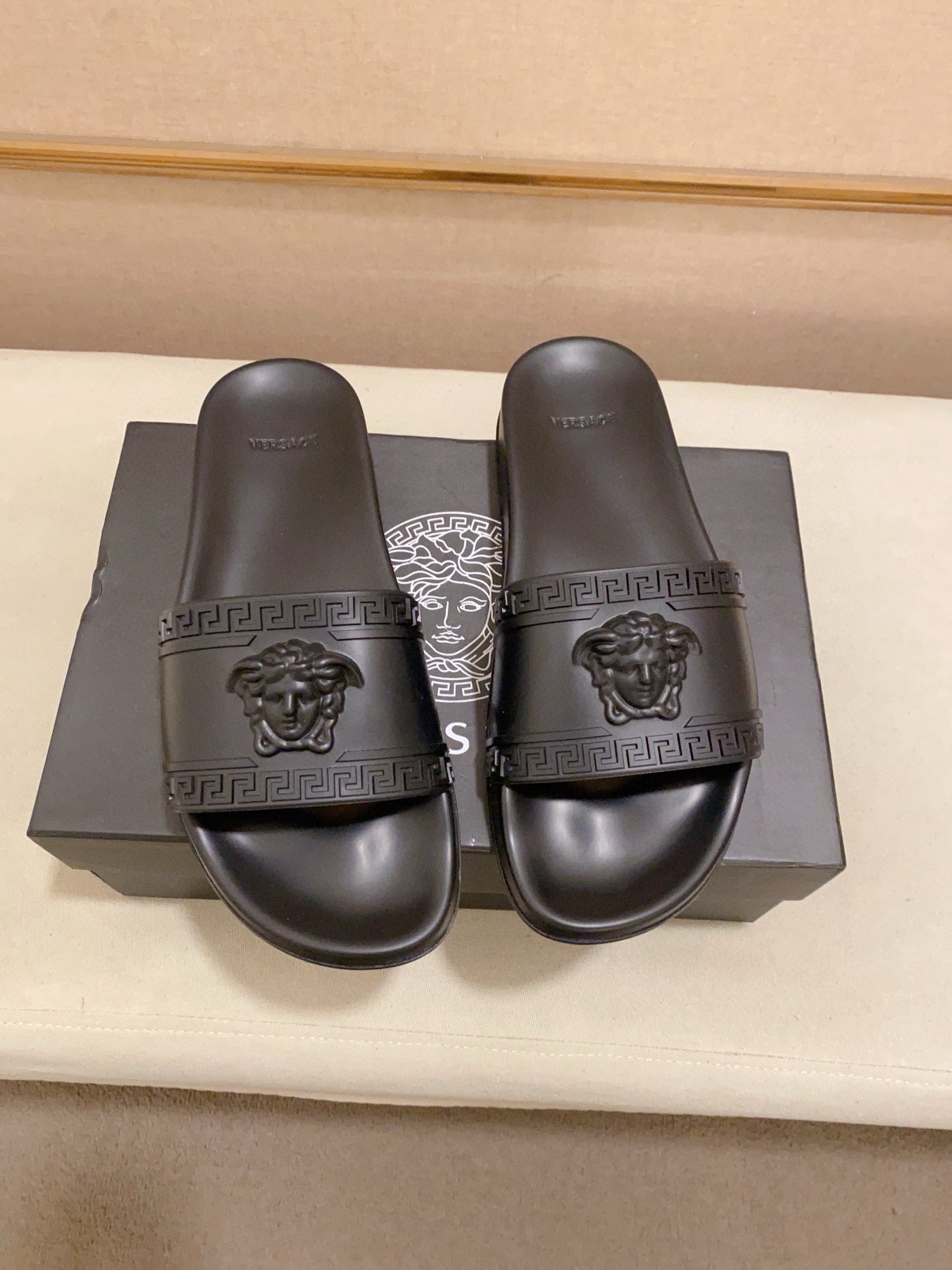 LuxluxHouse Best Quality Sandals Versace