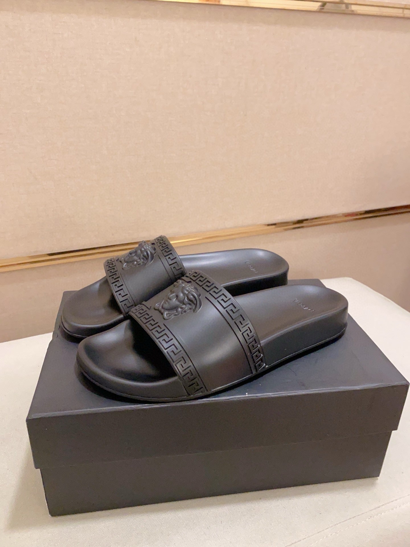 LuxluxHouse Best Quality Sandals Versace