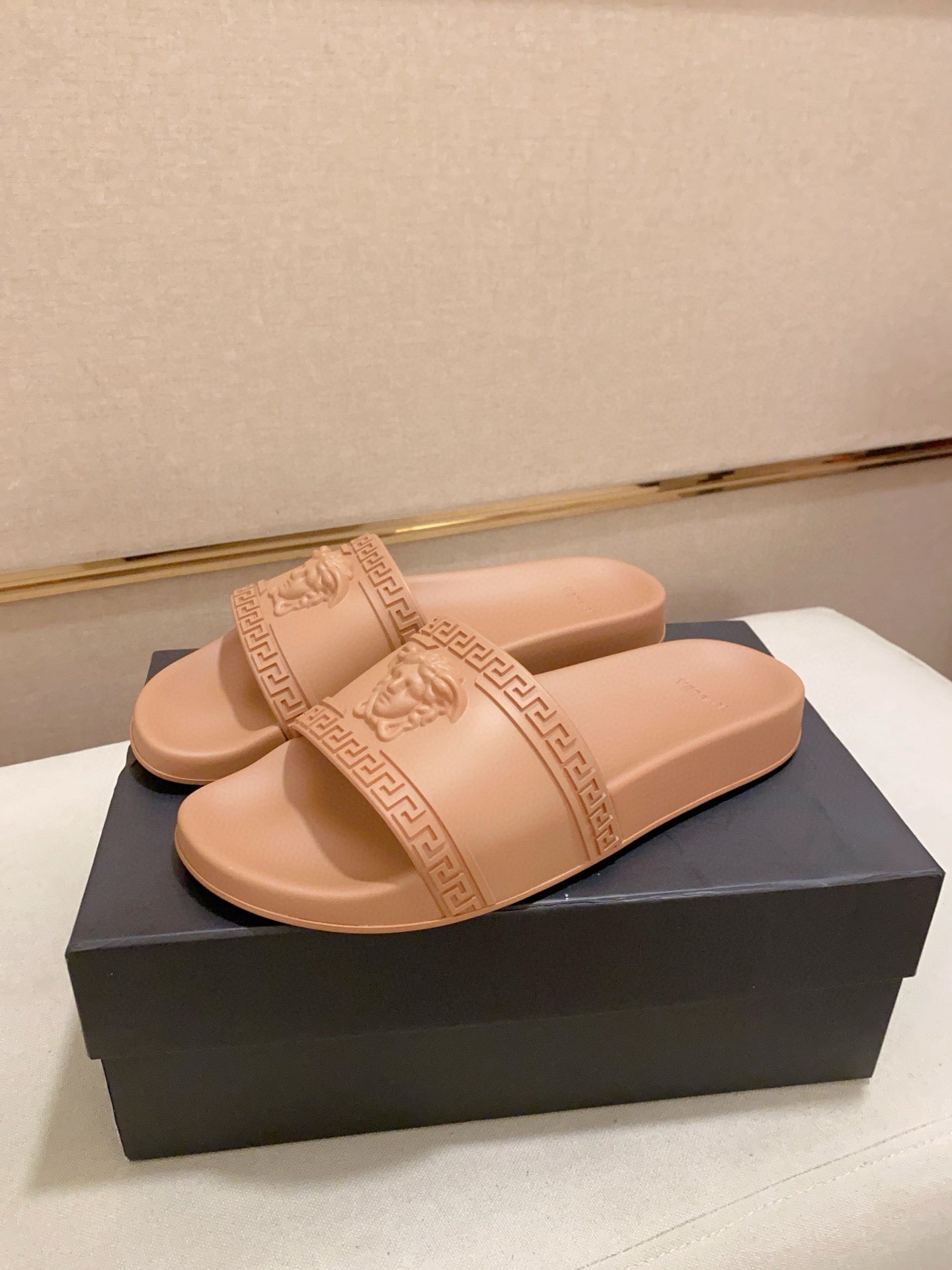 LuxluxHouse Best Quality Sandals Versace