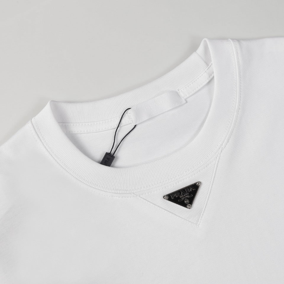 LuxluxHouse Best Quality Clothes T-shirt Prada