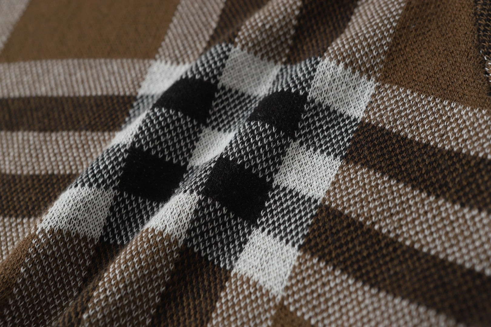 LuxluxHouse Best Quality Clothes Burberry T-shirt