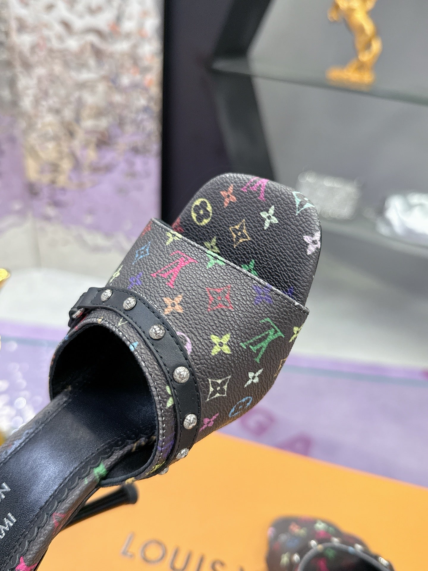 LuxluxHouse Best Quality Women Shoes Louis Vuitton