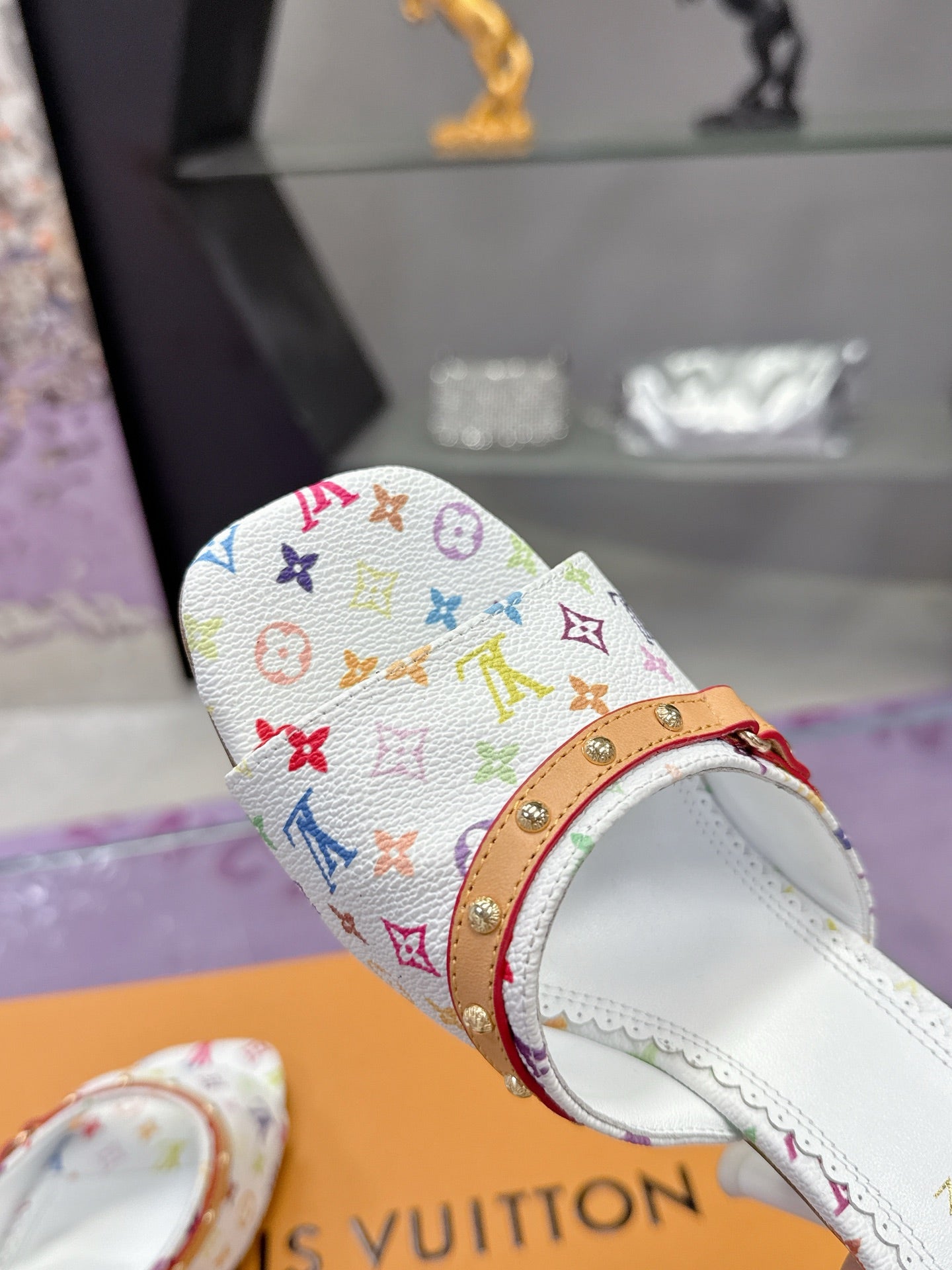 LuxluxHouse Best Quality Women Shoes Louis Vuitton