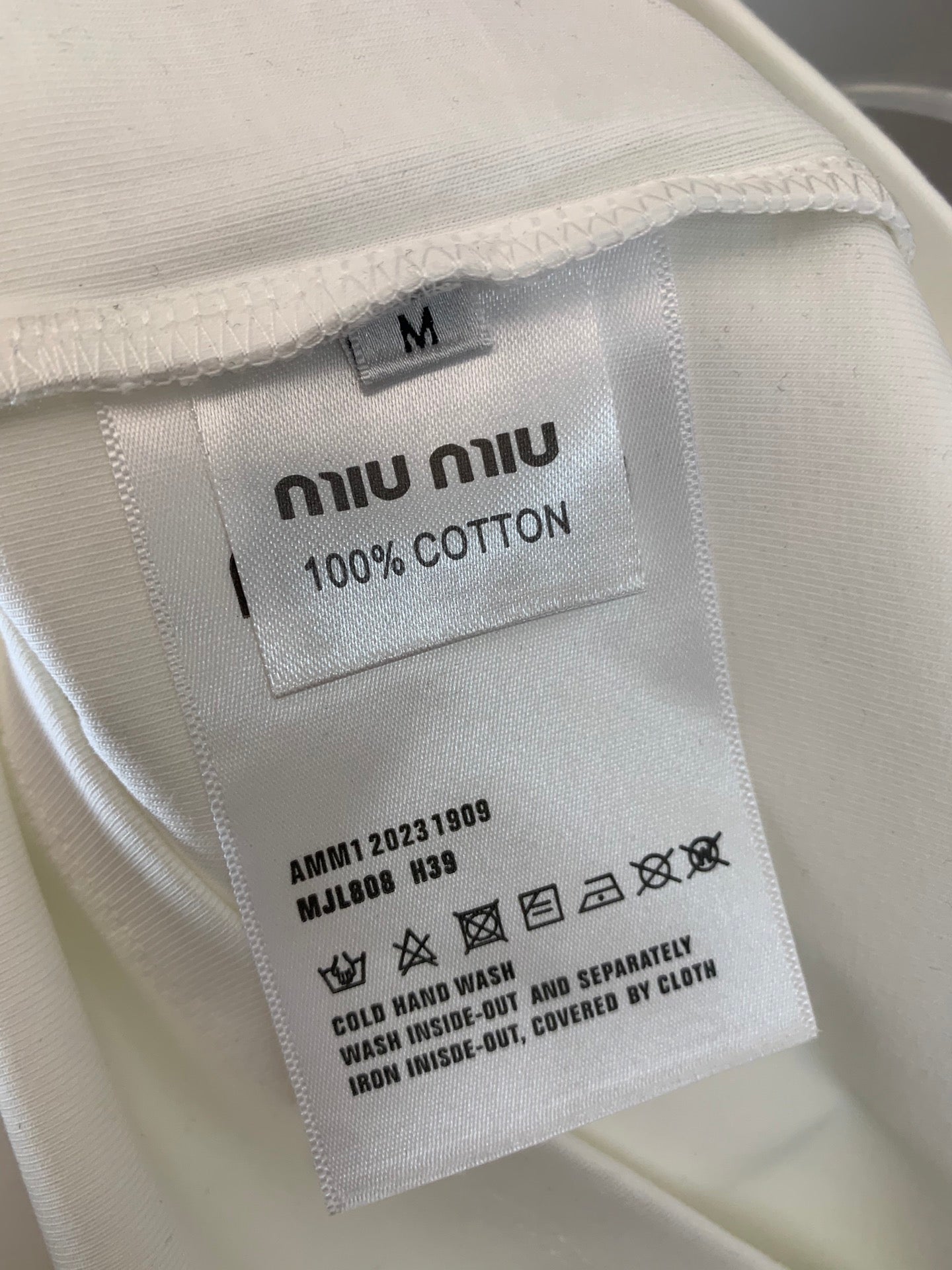 LuxluxHouse Best Quality Clothes Miu Miu T-shirt