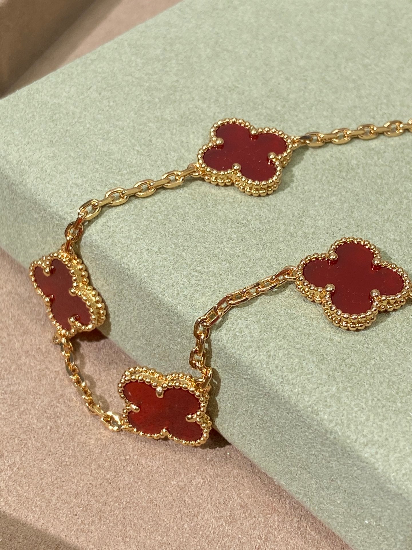 LuxluxHouse Best Quality Accessories Van Cleef & Arpels