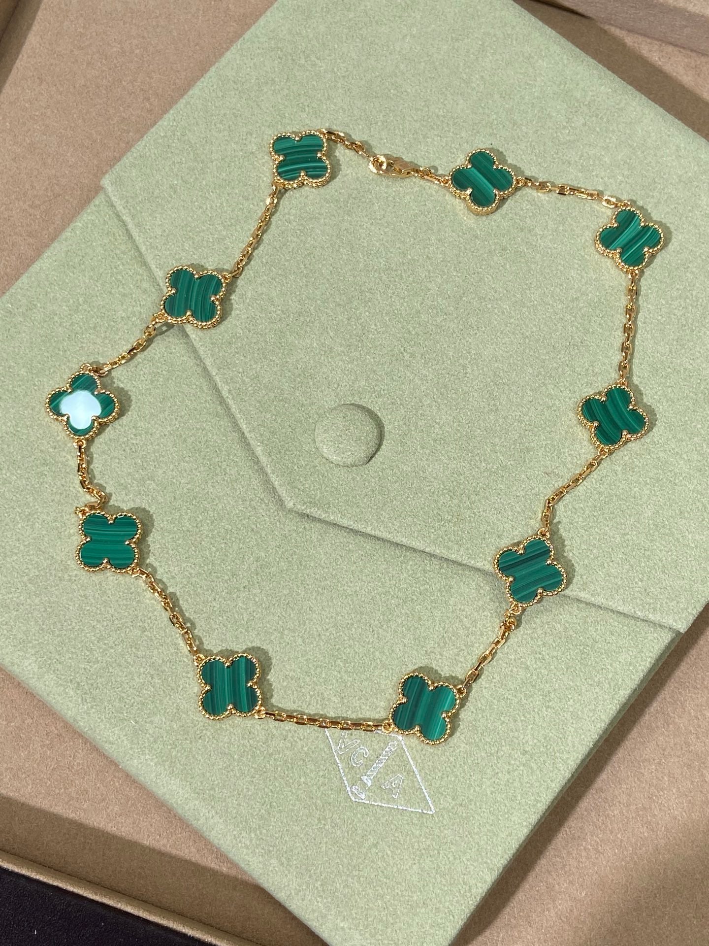 LuxluxHouse Best Quality Accessories Van Cleef & Arpels