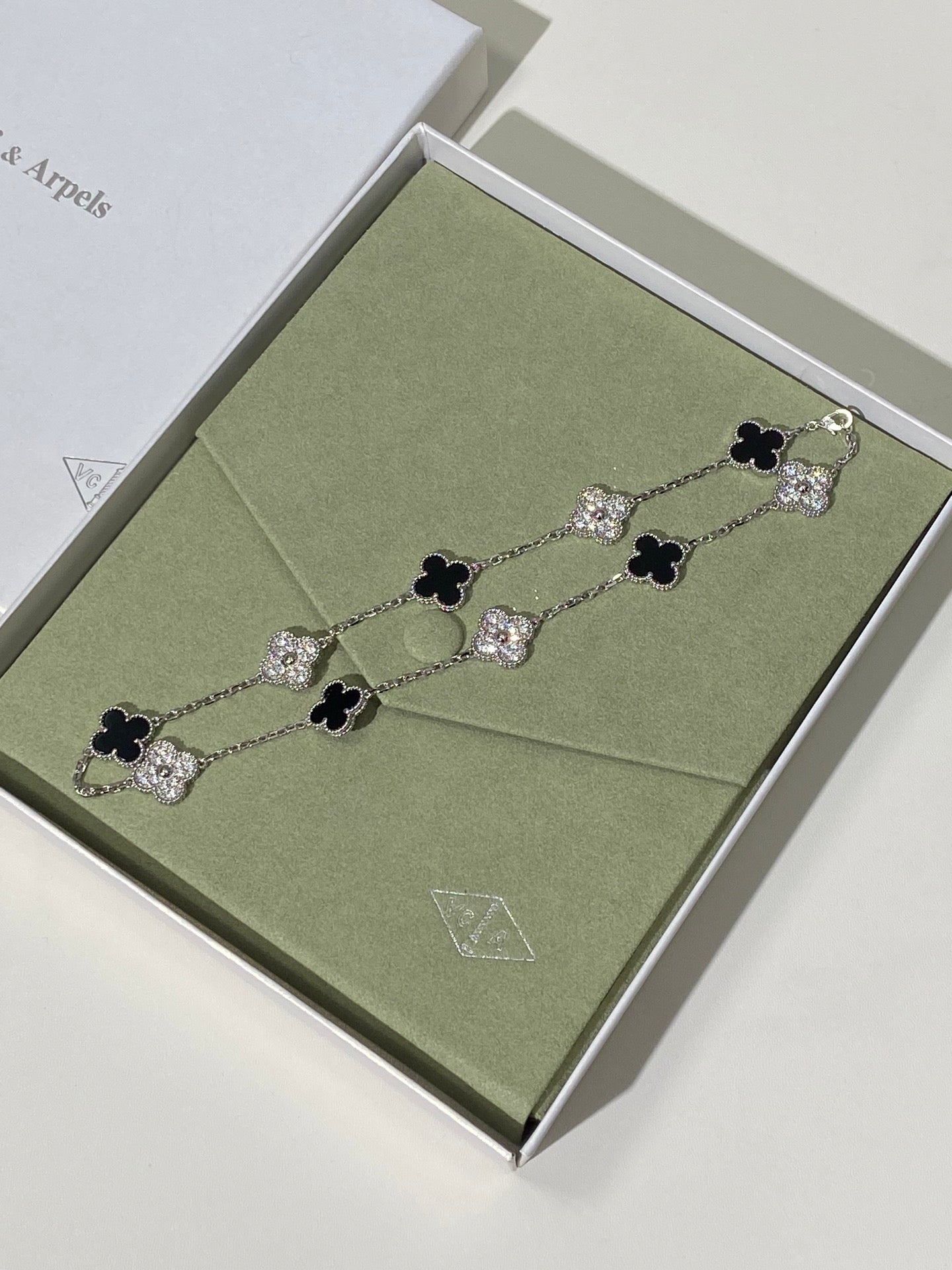 LuxluxHouse Best Quality Accessories Van Cleef & Arpels