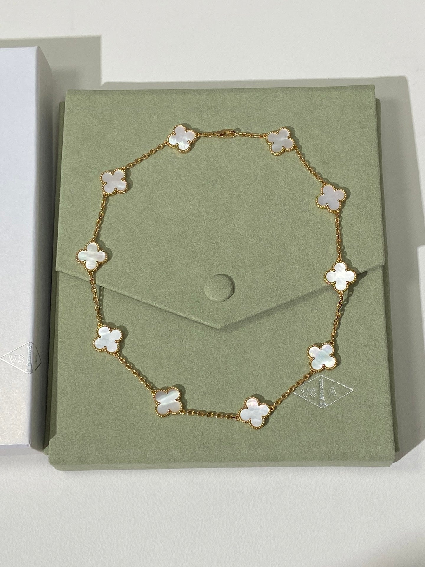 LuxluxHouse Best Quality Accessories Van Cleef & Arpels