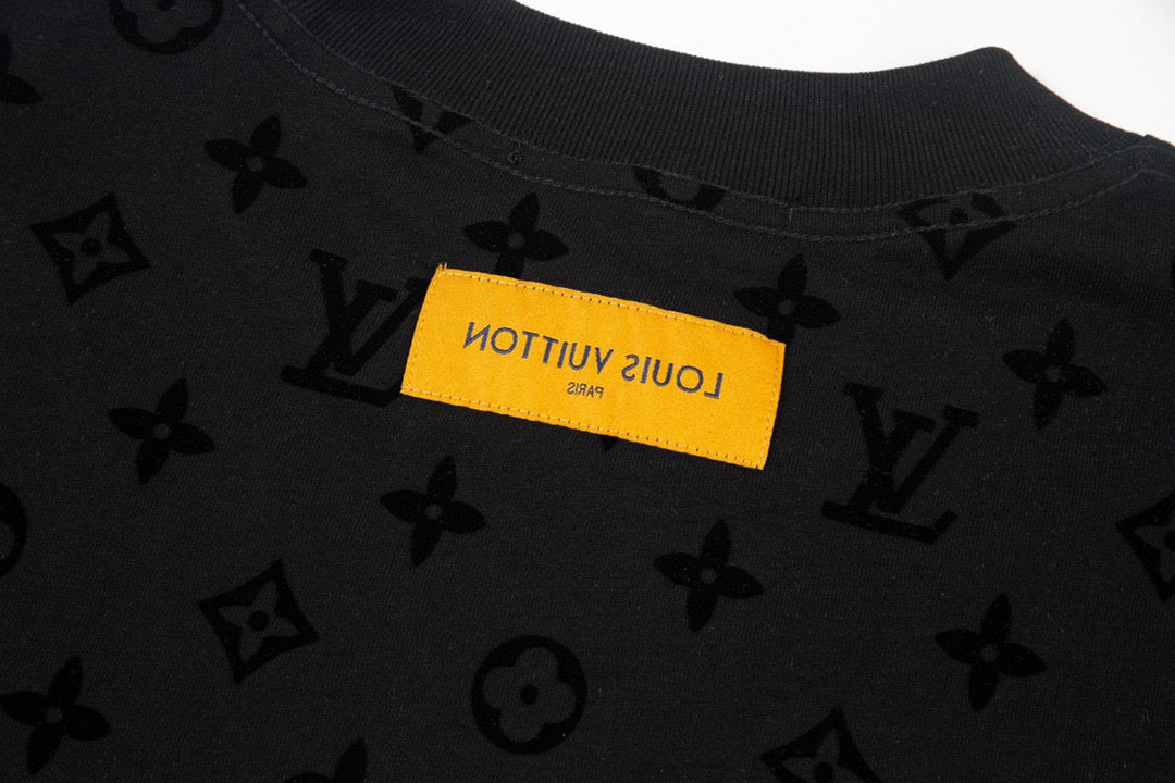 LuxluxHouse Best Quality Clothes T-shirt Louis Vuitton