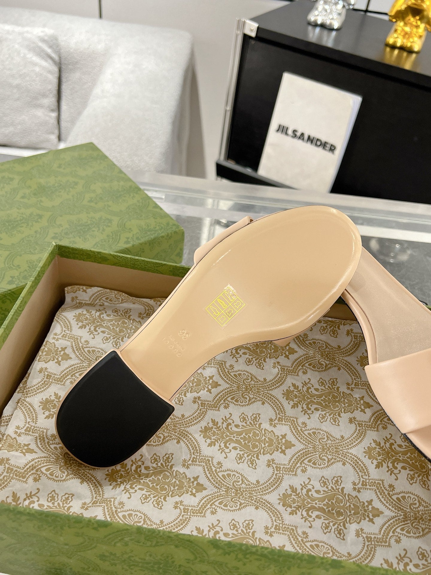 LuxluxHouse Best Quality Gucci Women Shoes