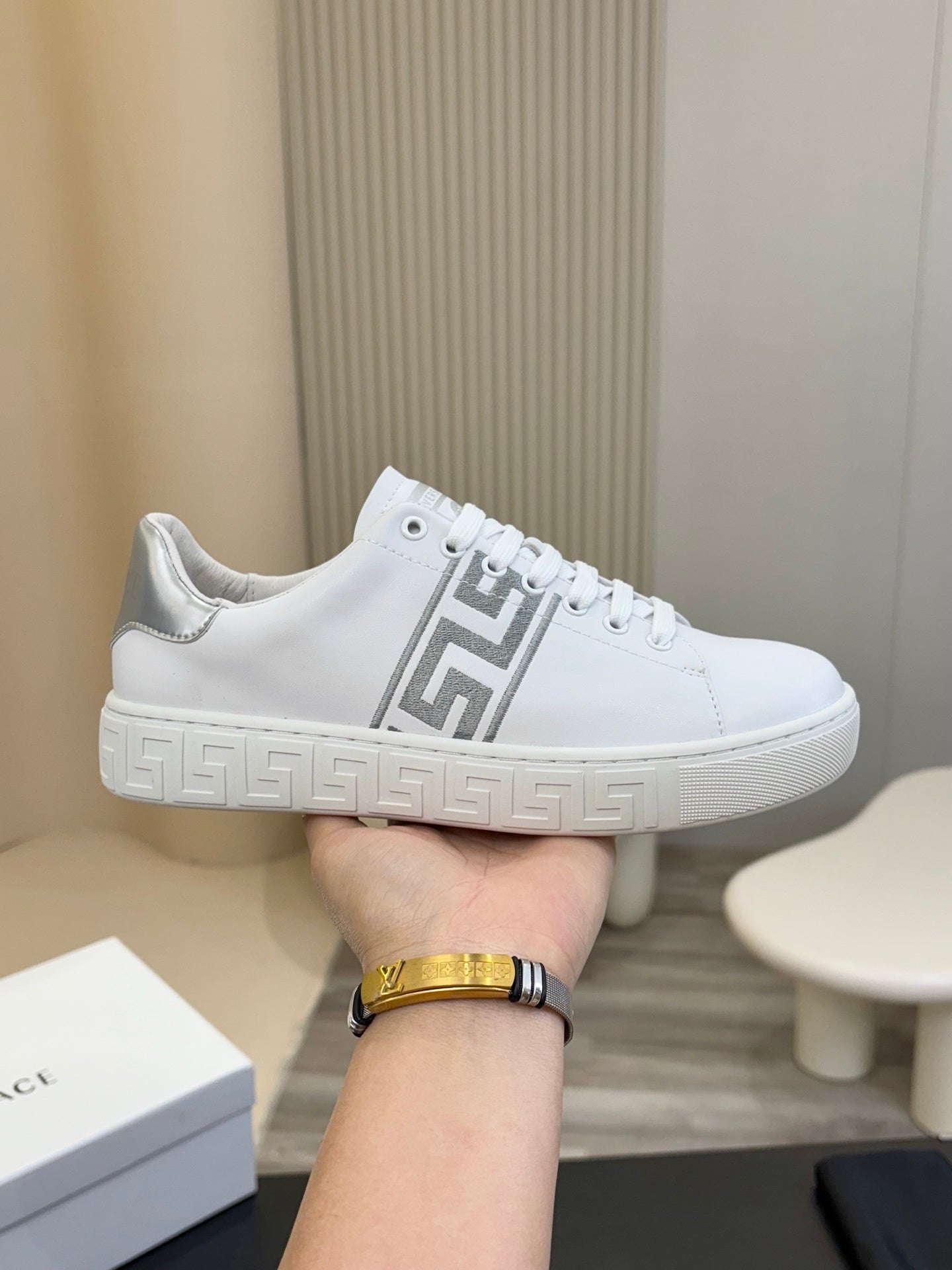 LuxluxHouse Best Quality Shoes Versace