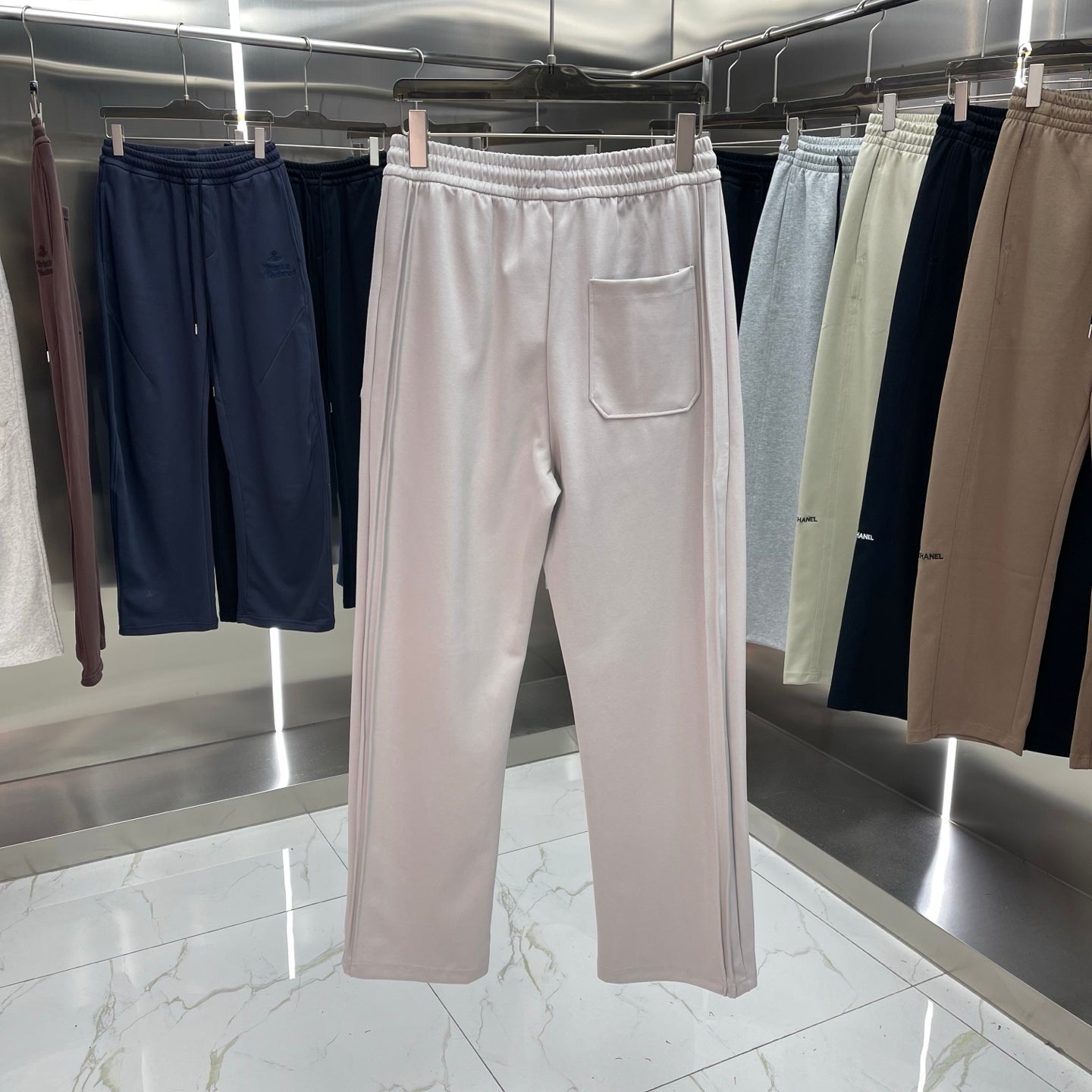 LuxluxHouse Best Quality Clothes Pants Prada