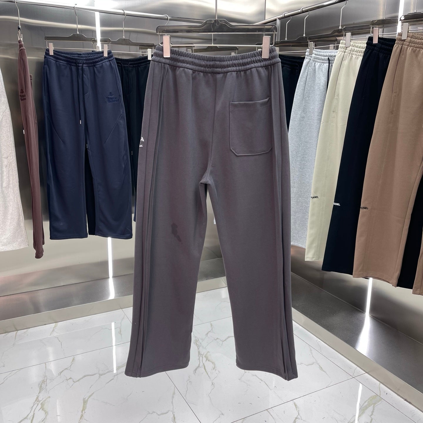 LuxluxHouse Best Quality Clothes Pants Prada