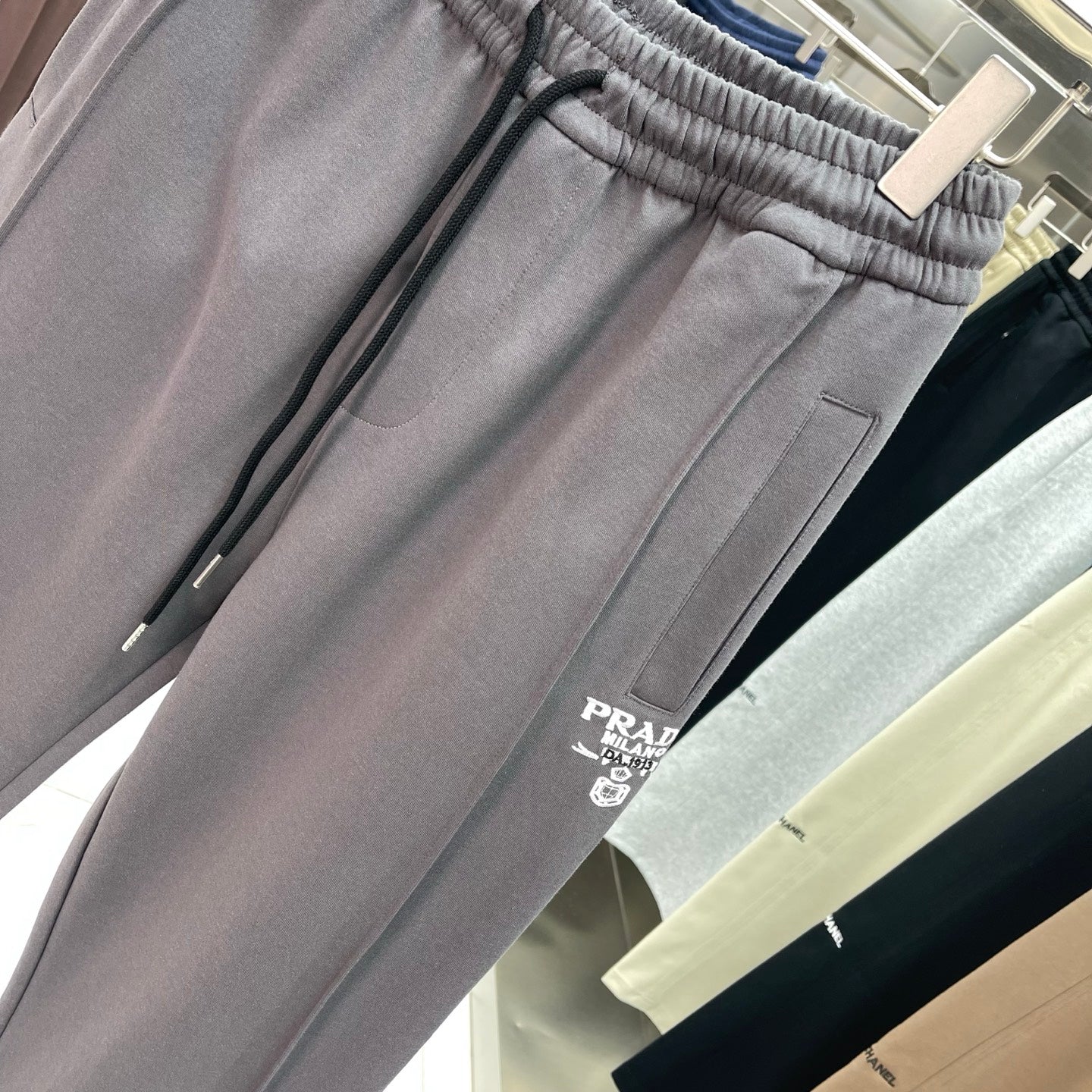 LuxluxHouse Best Quality Clothes Pants Prada