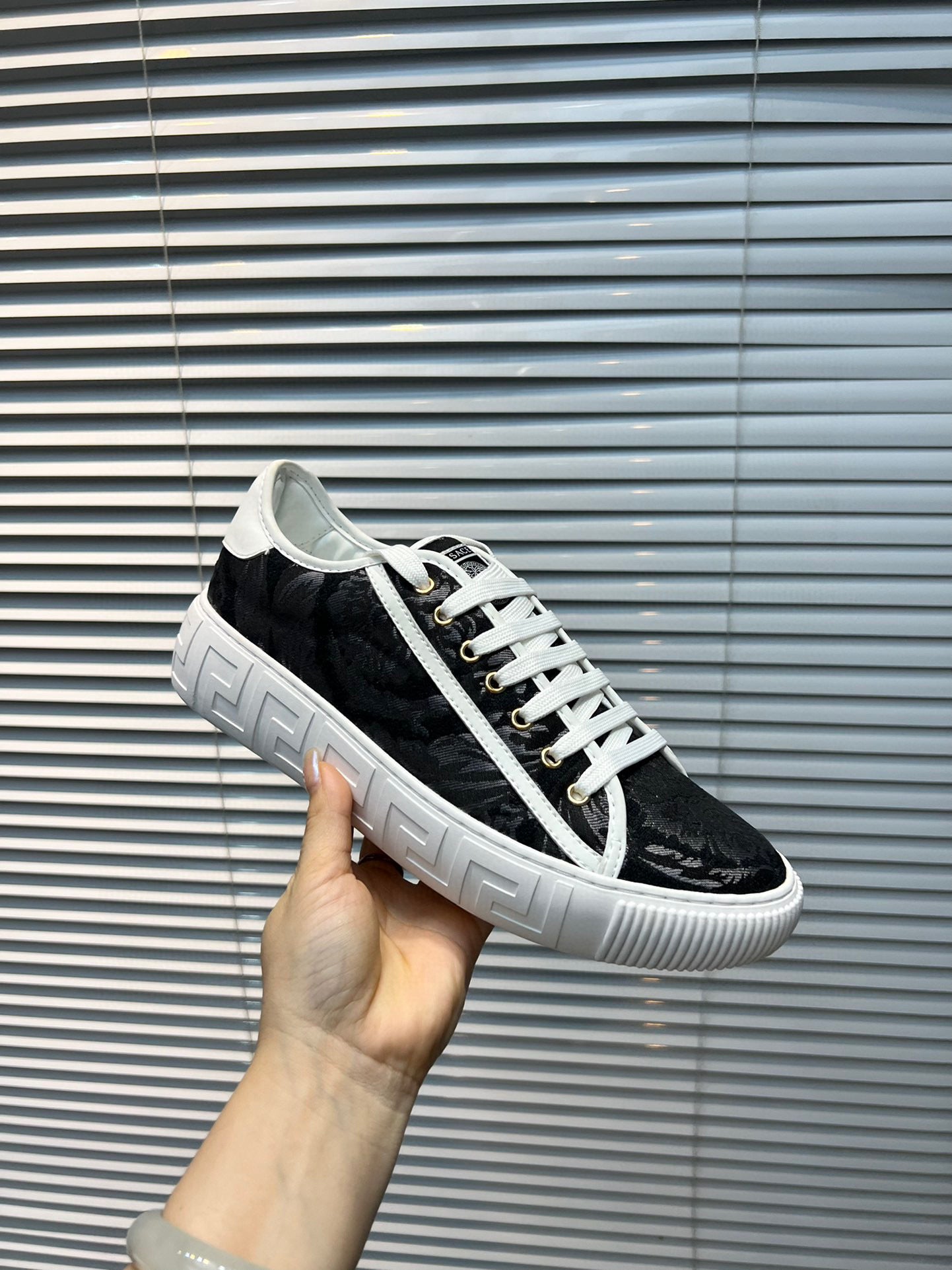 LuxluxHouse Best Quality Shoes Versace