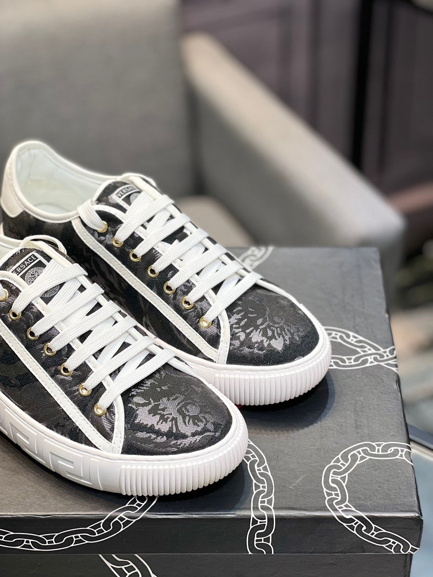 LuxluxHouse Best Quality Shoes Versace