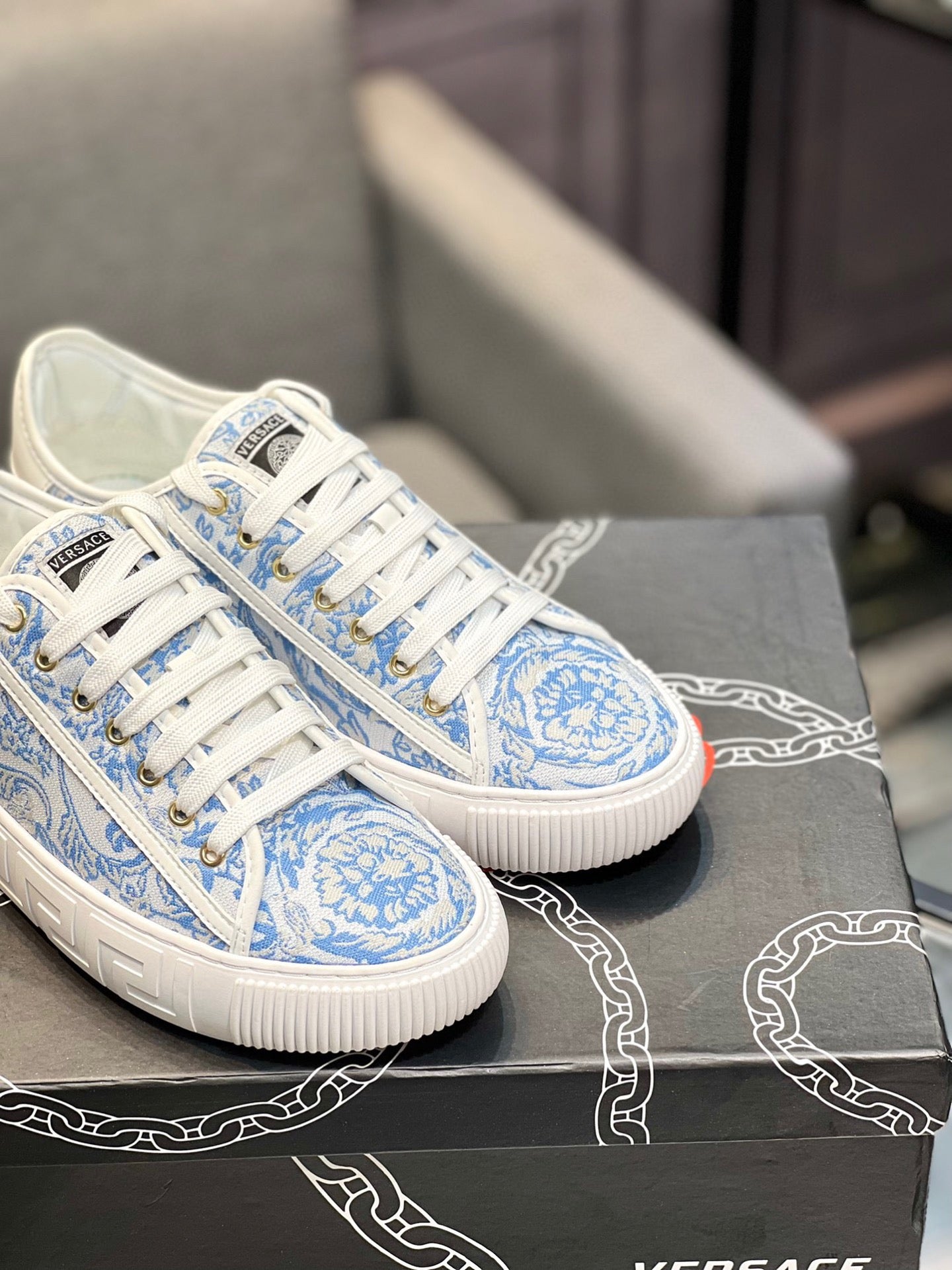 LuxluxHouse Best Quality Shoes Versace