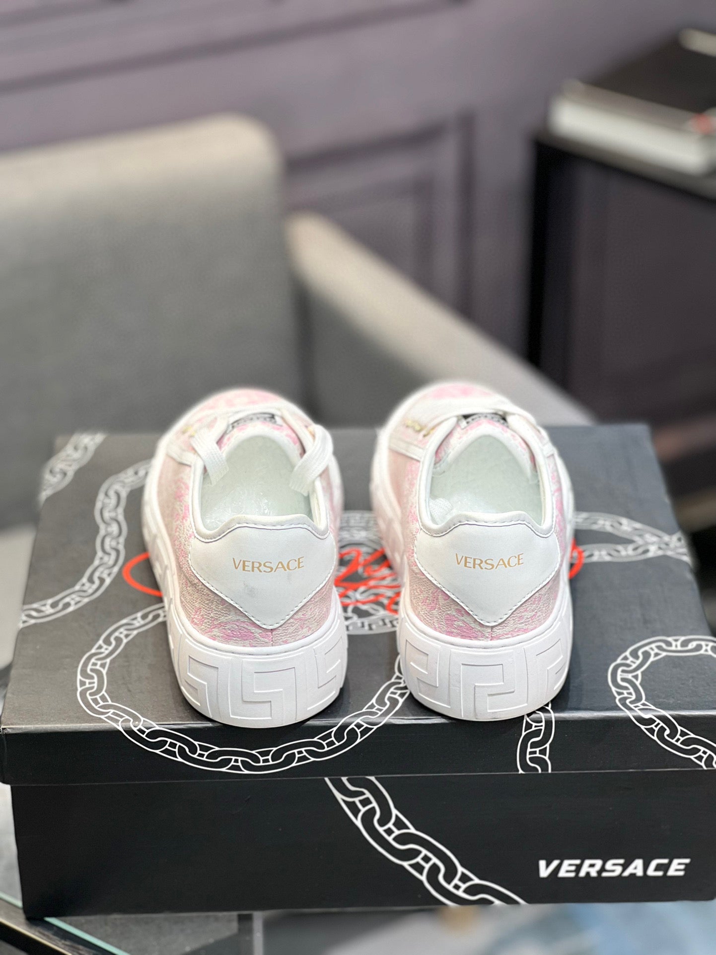 LuxluxHouse Best Quality Shoes Versace