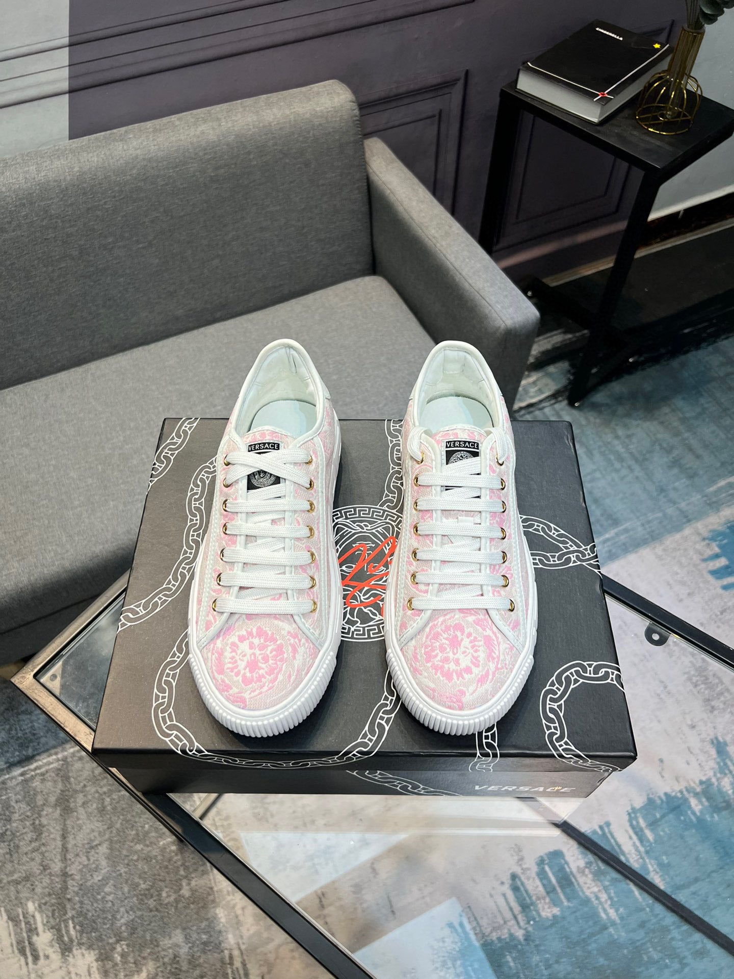 LuxluxHouse Best Quality Shoes Versace