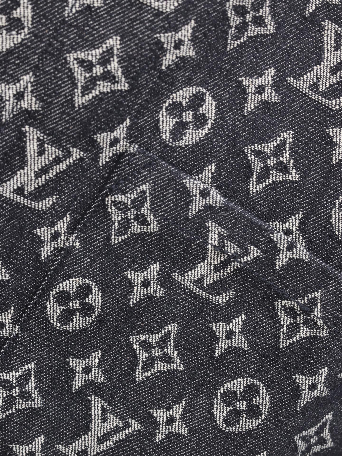 LuxluxHouse Best Quality Clothes Pants Coats & Jackets Louis Vuitton