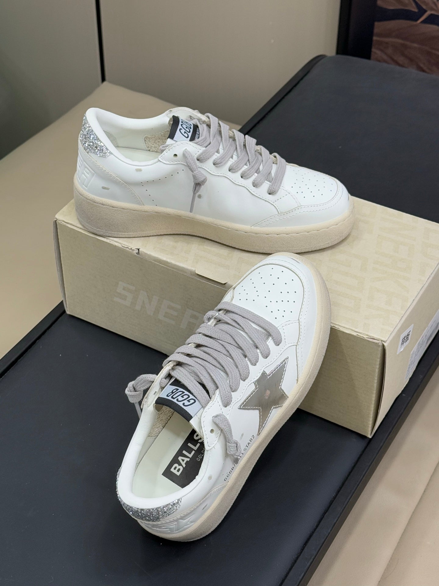 LuxluxHouse Best Quality Shoes Golden Goose